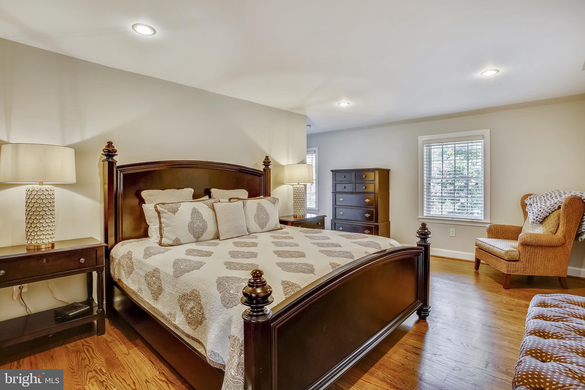 JEFFERSON PARK - Residential