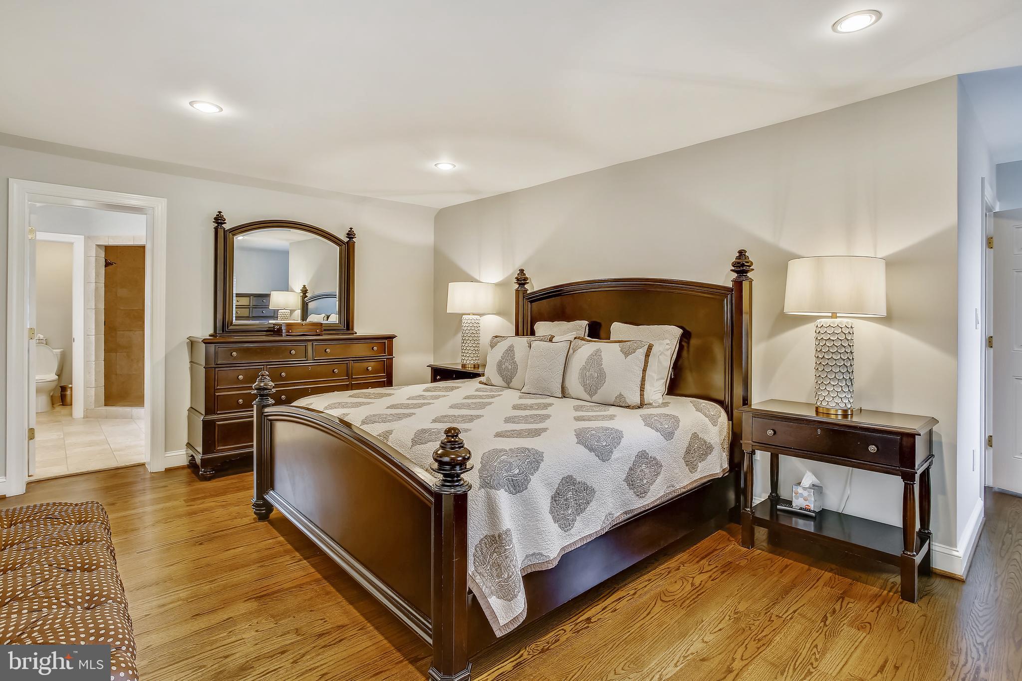 JEFFERSON PARK - Residential