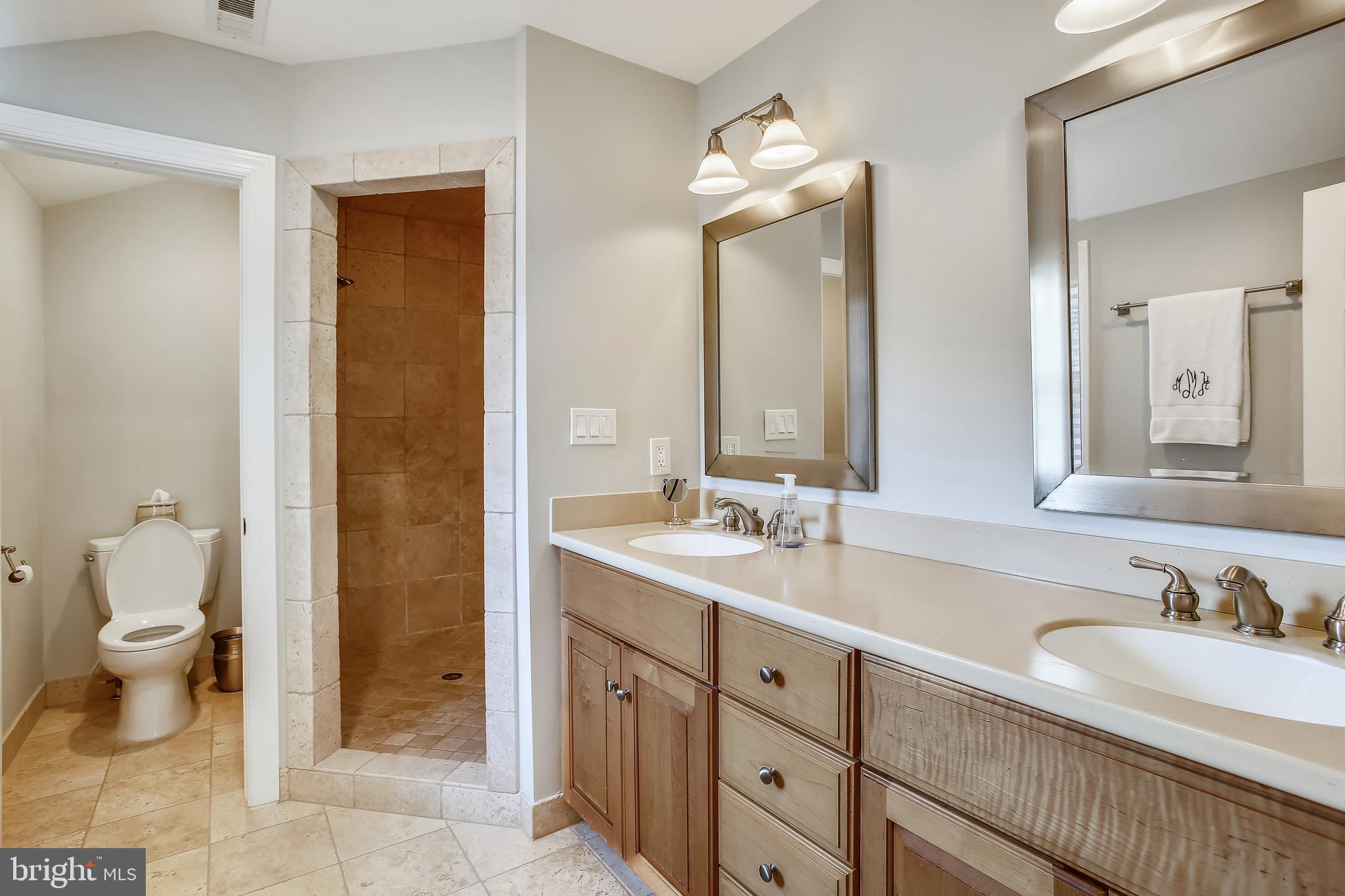 JEFFERSON PARK - Residential