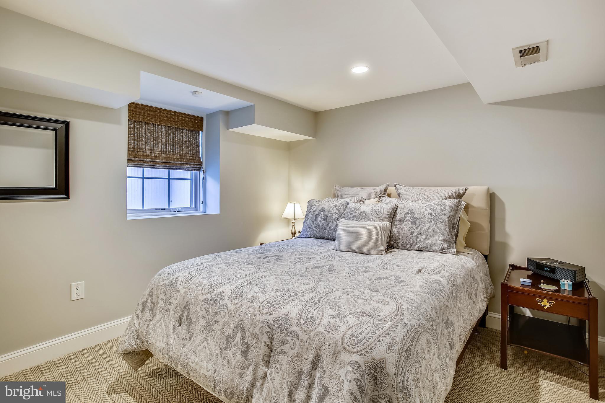 JEFFERSON PARK - Residential