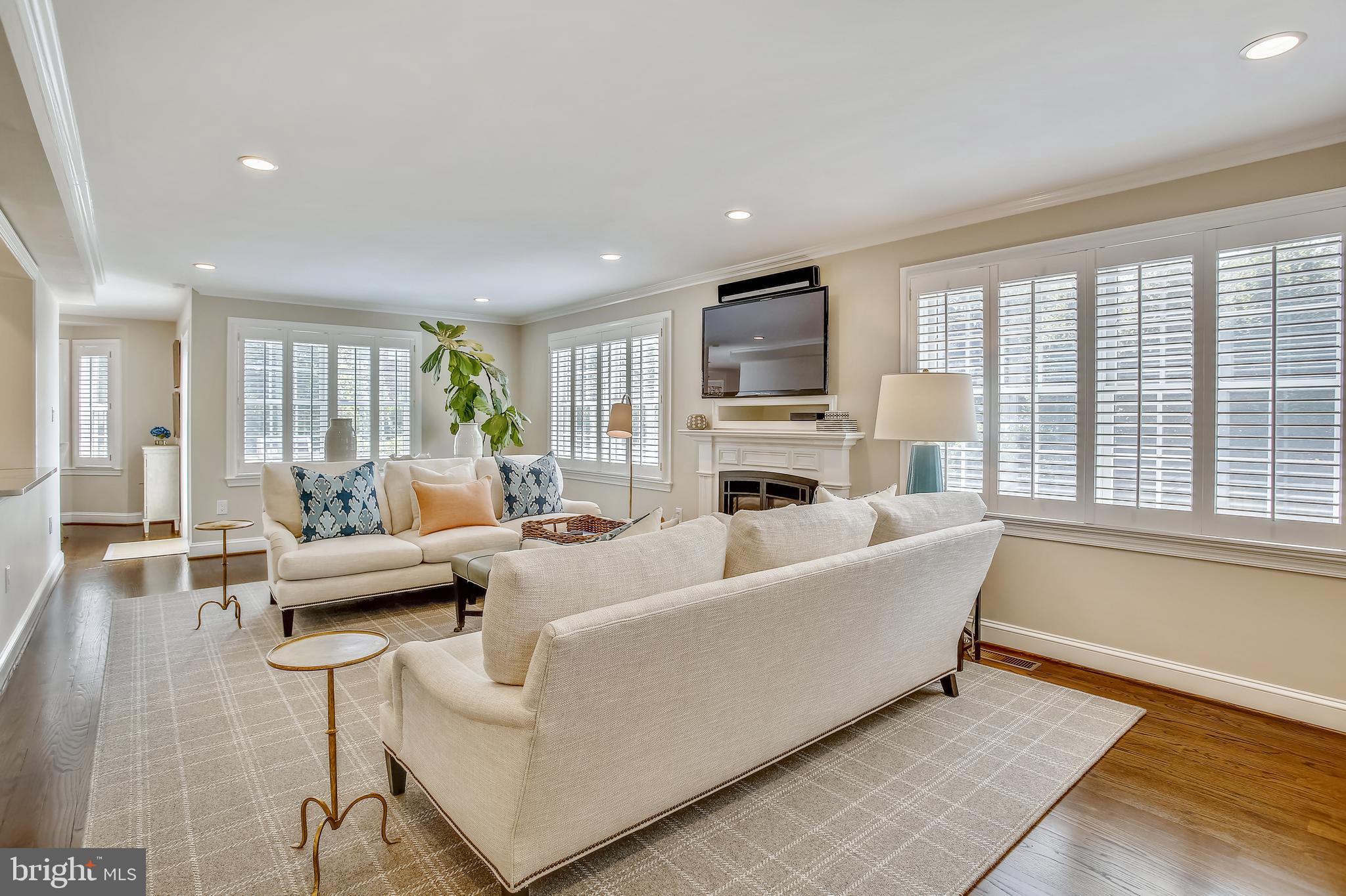 JEFFERSON PARK - Residential