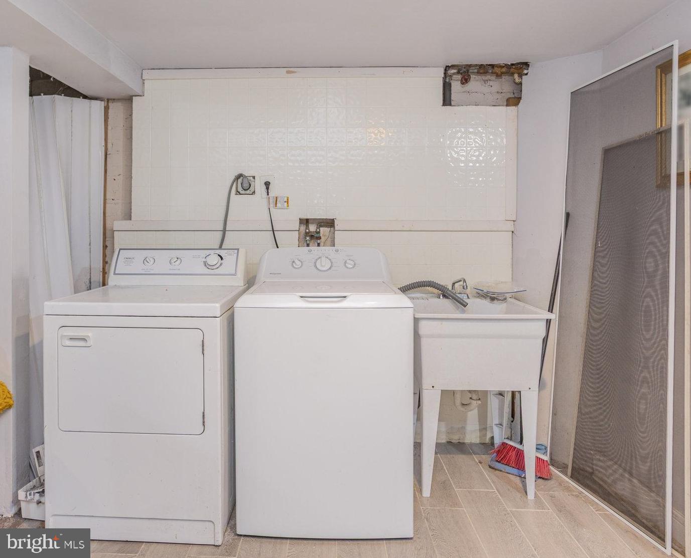 PARKSIDE - Residential