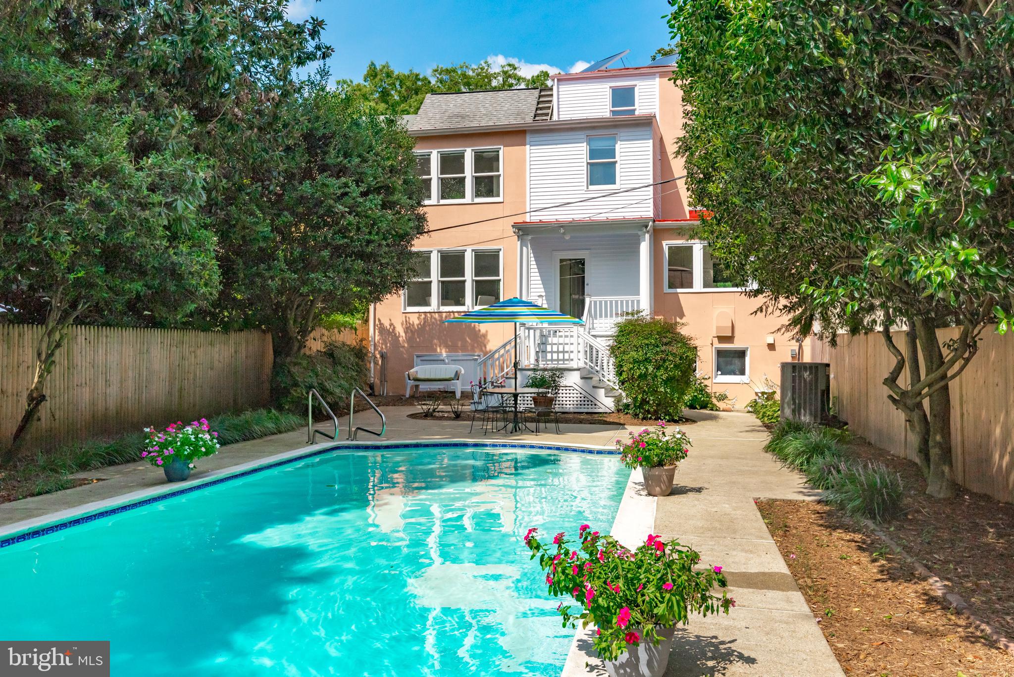 HISTORIC DISTRICT - Residential