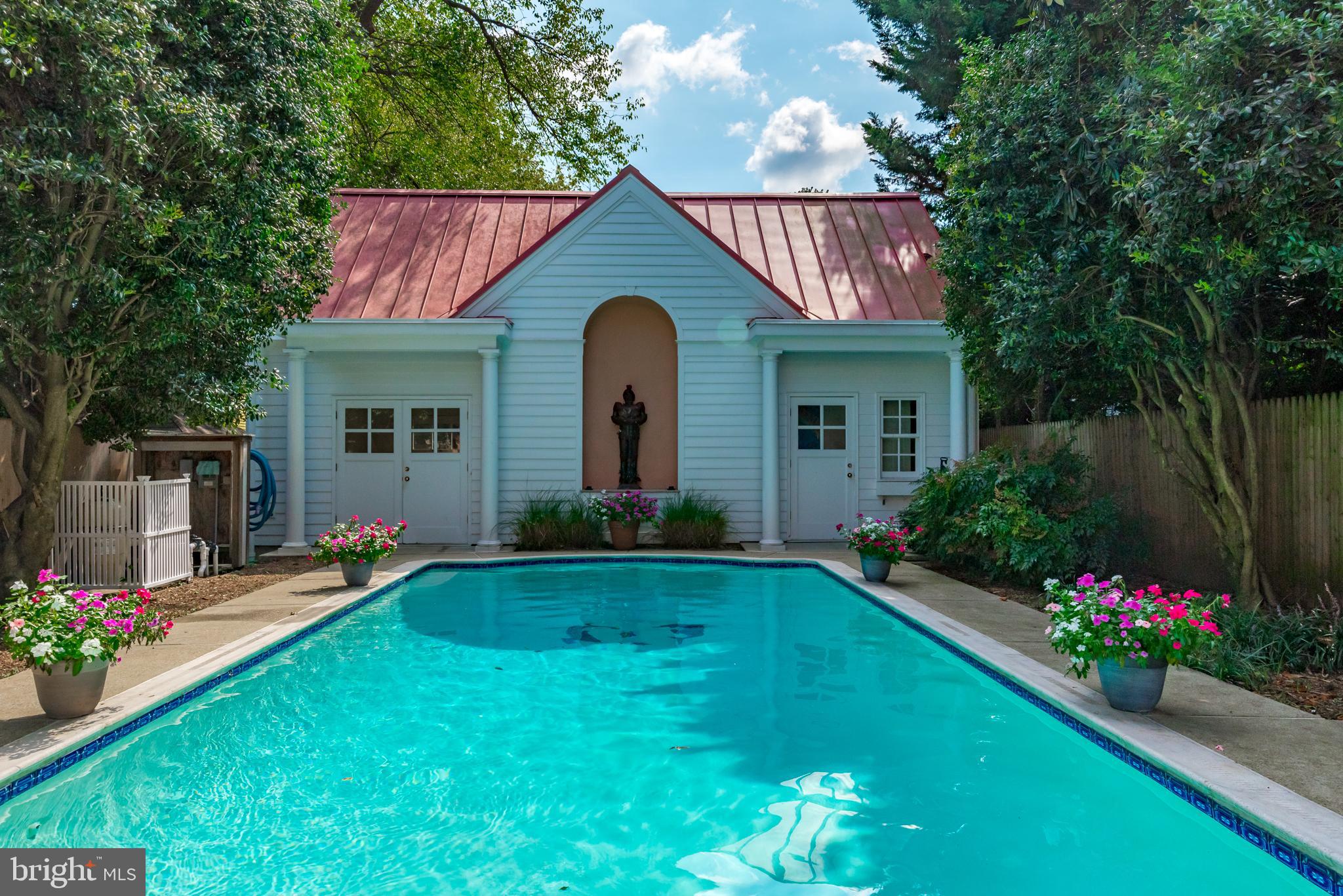 HISTORIC DISTRICT - Residential