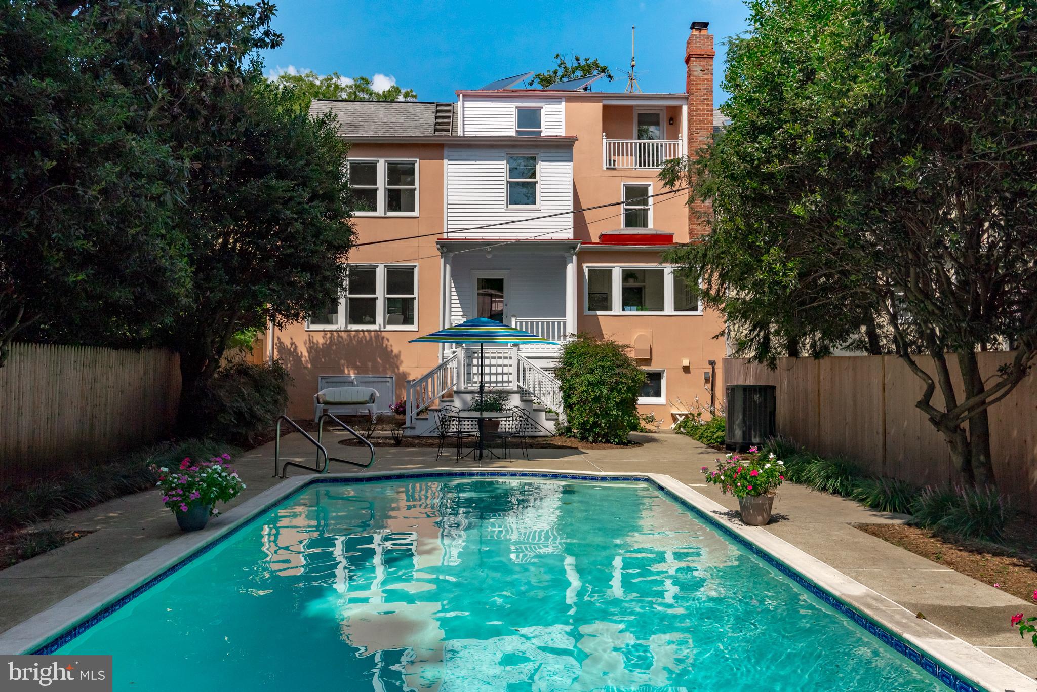 HISTORIC DISTRICT - Residential