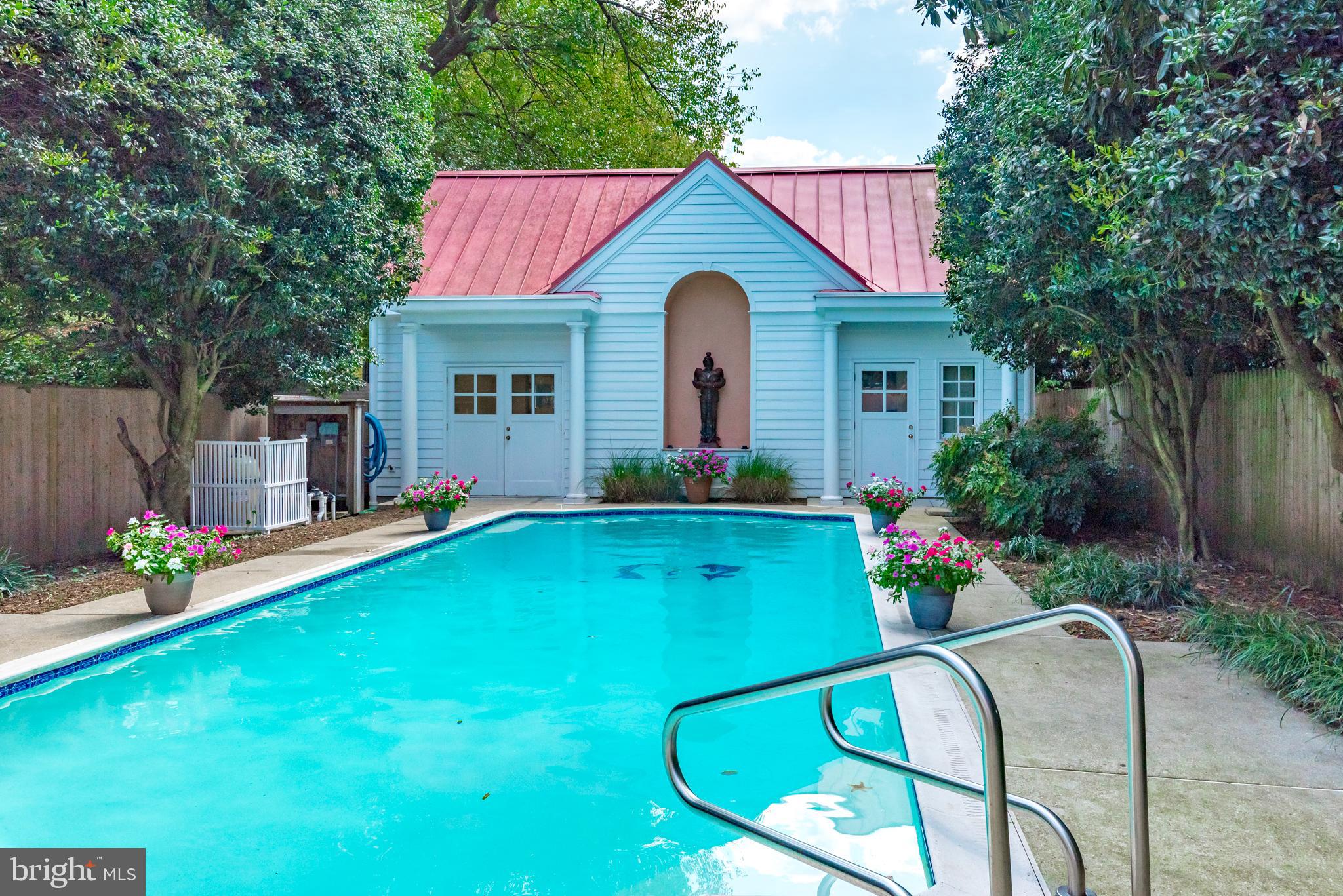 HISTORIC DISTRICT - Residential