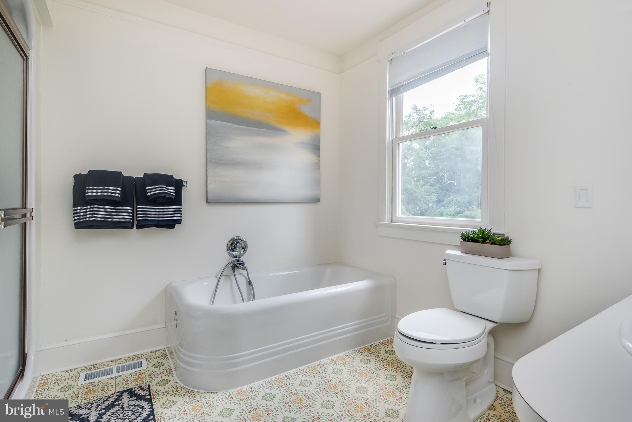 HISTORIC DISTRICT - Residential