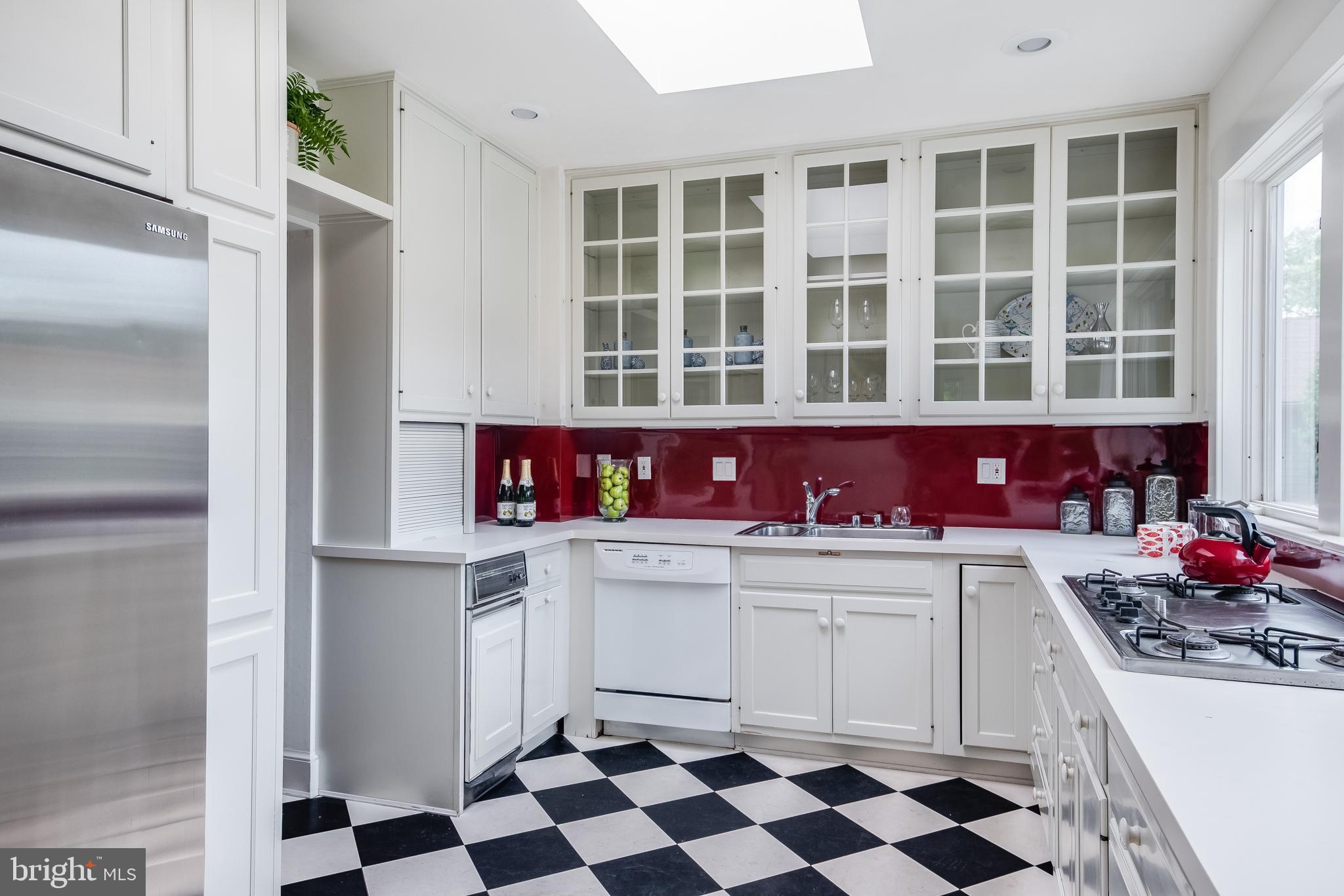 HISTORIC DISTRICT - Residential