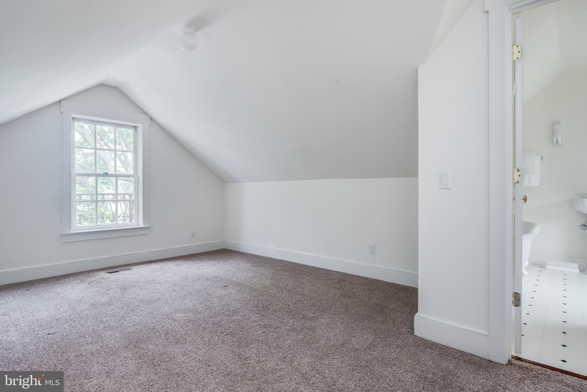 HISTORIC DISTRICT - Residential