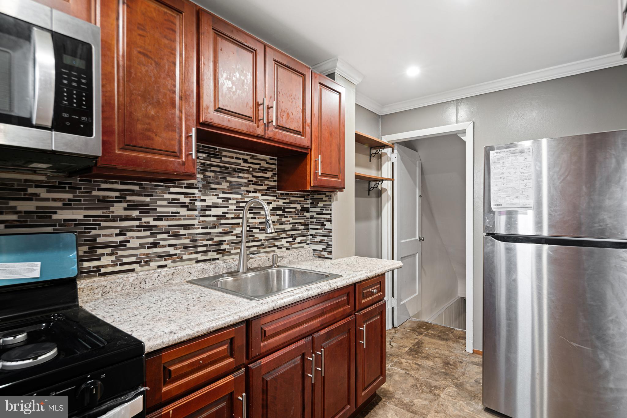 PHILADELPHIA (SOUTHWEST) - Residential Lease