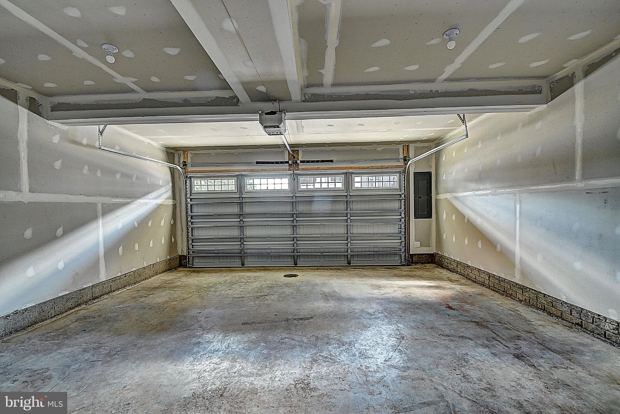 PRINCE WILLIAM - Residential Lease