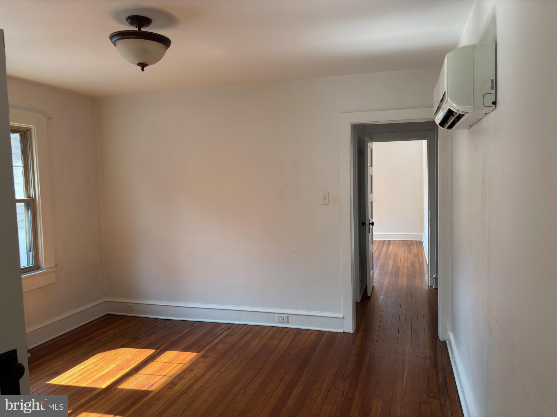 000 - Residential Lease