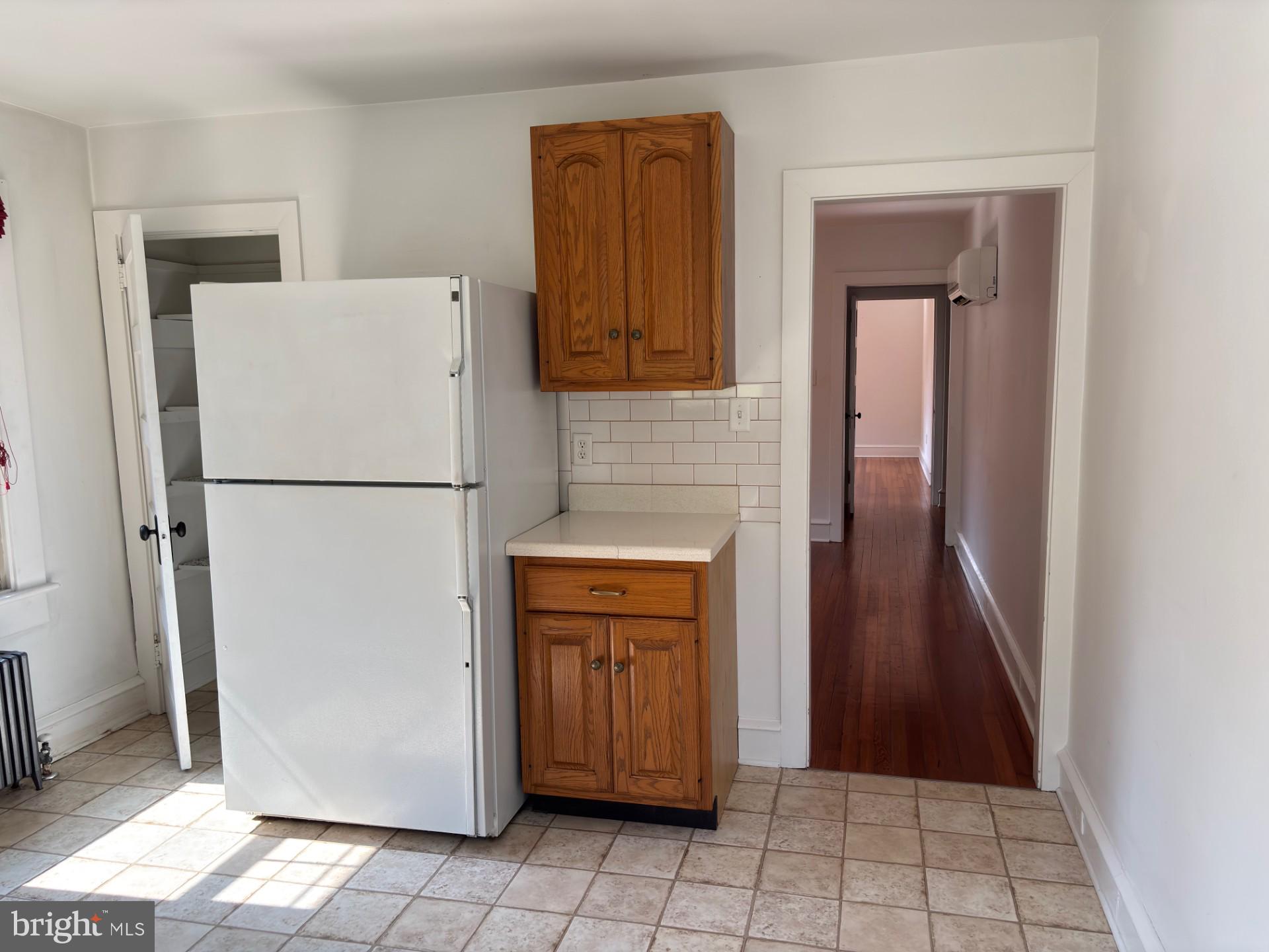 000 - Residential Lease