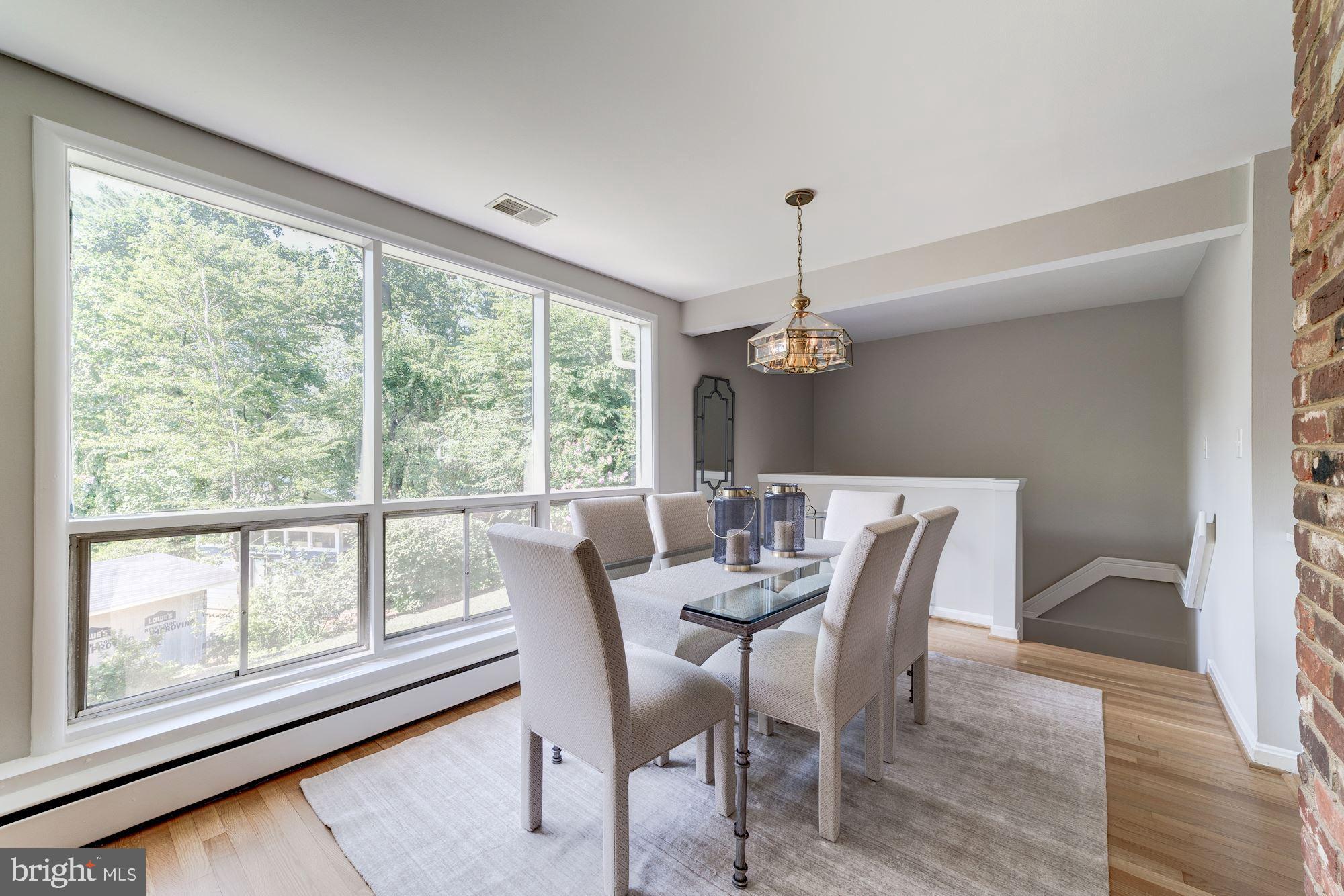 COUNTRY CLUB HILLS - Residential