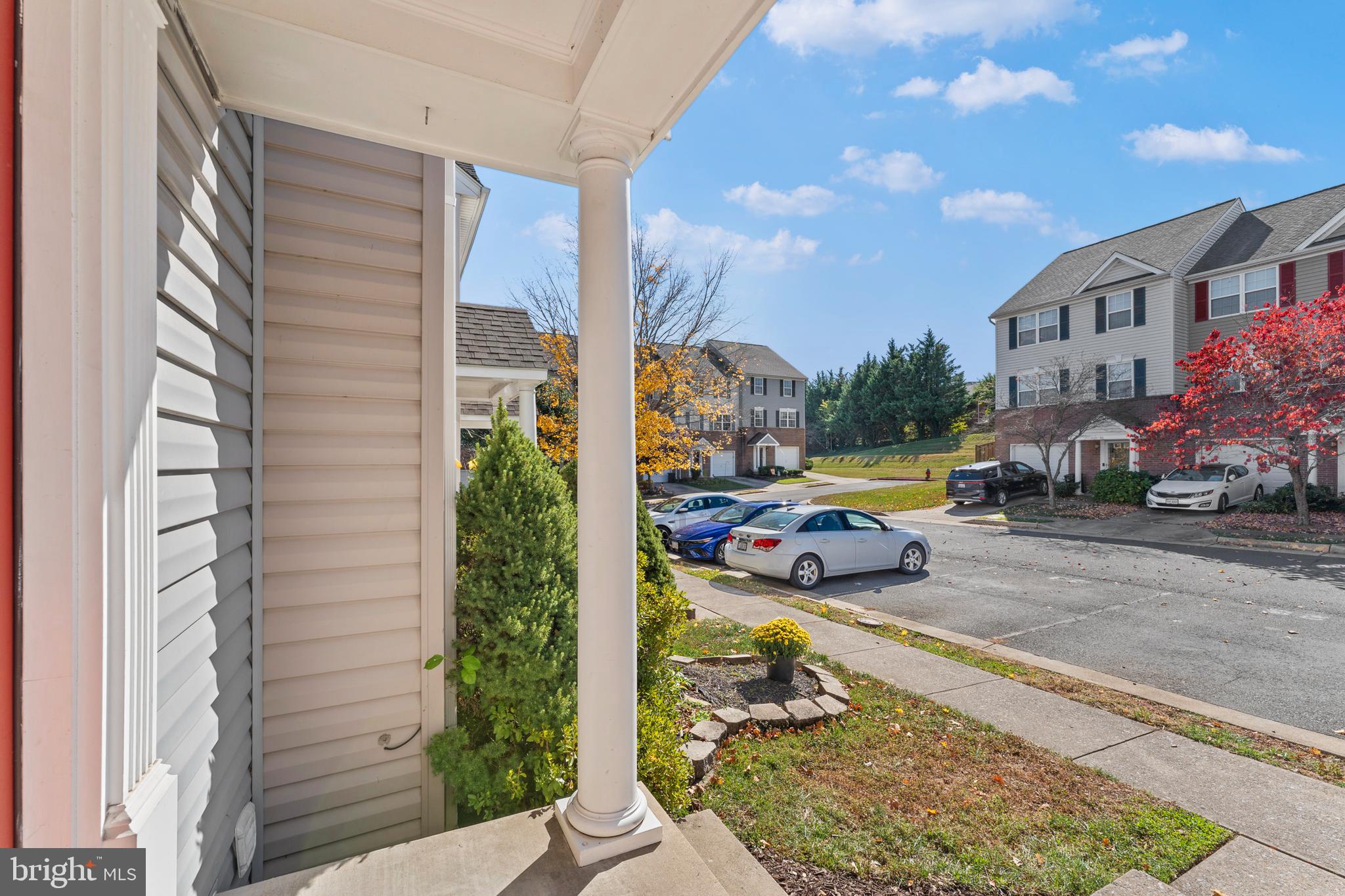 25 QUARTERPOLE COURT