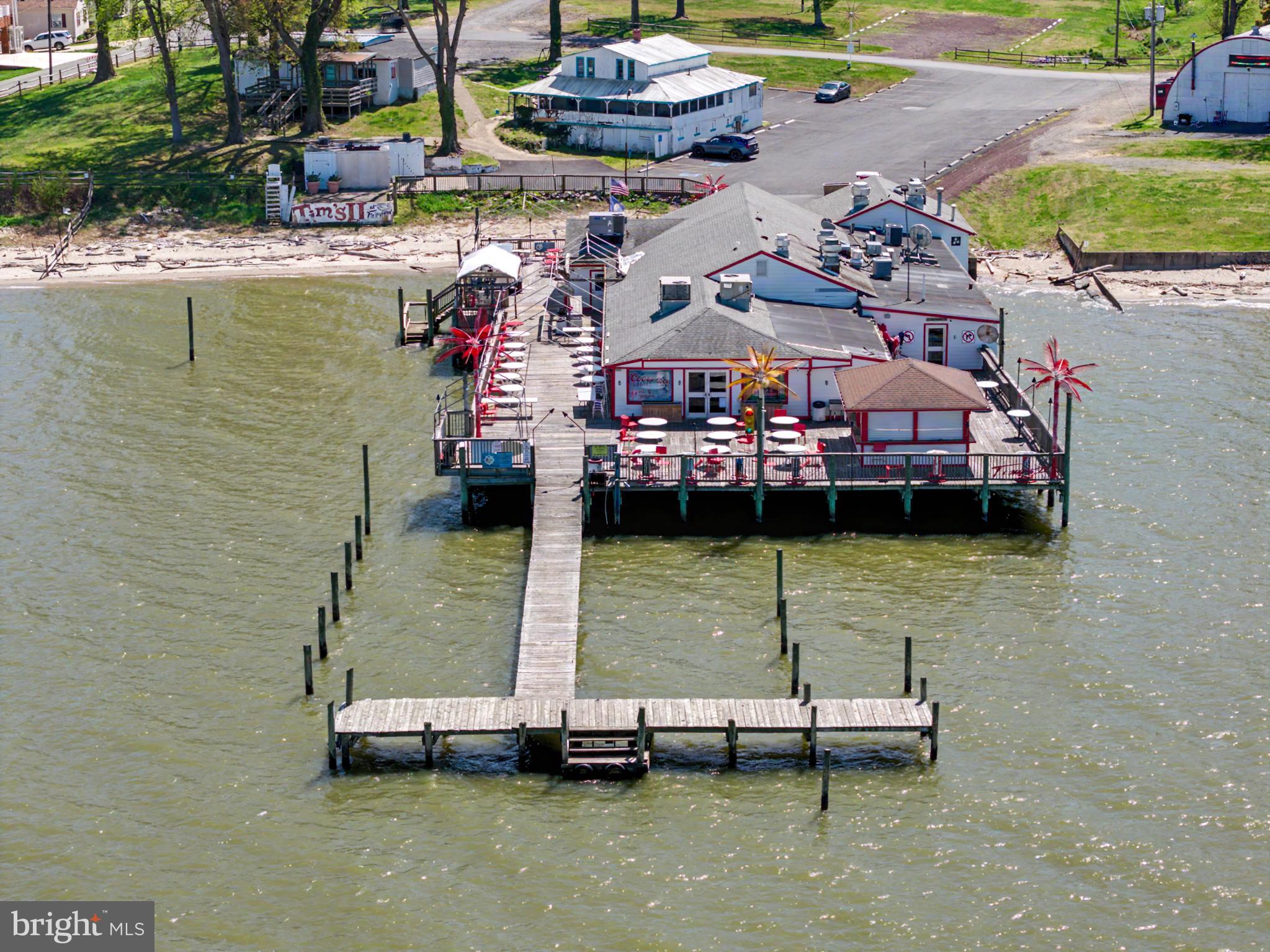 POTOMAC LANDING - Land