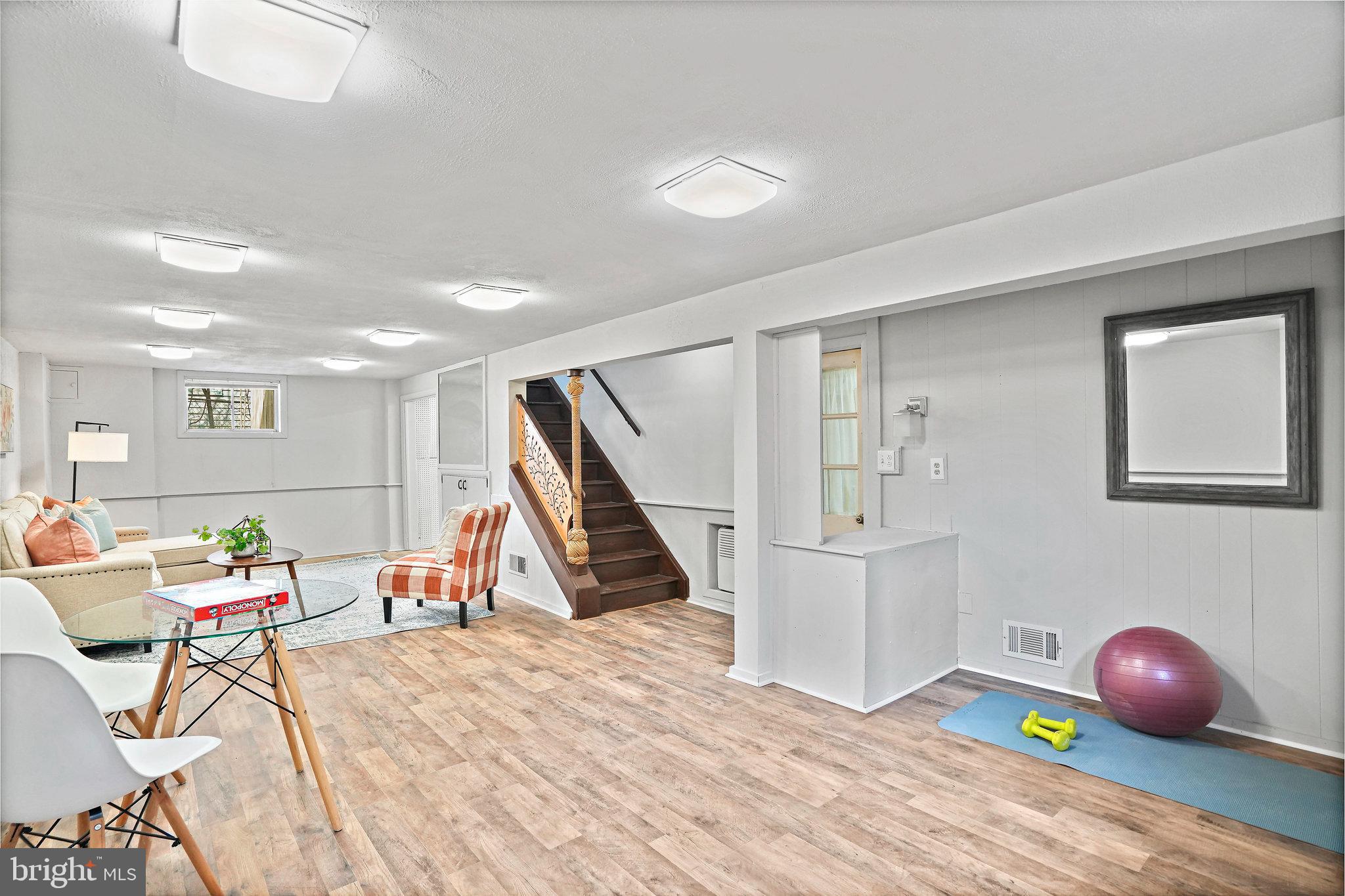 HOMEWOOD - Residential