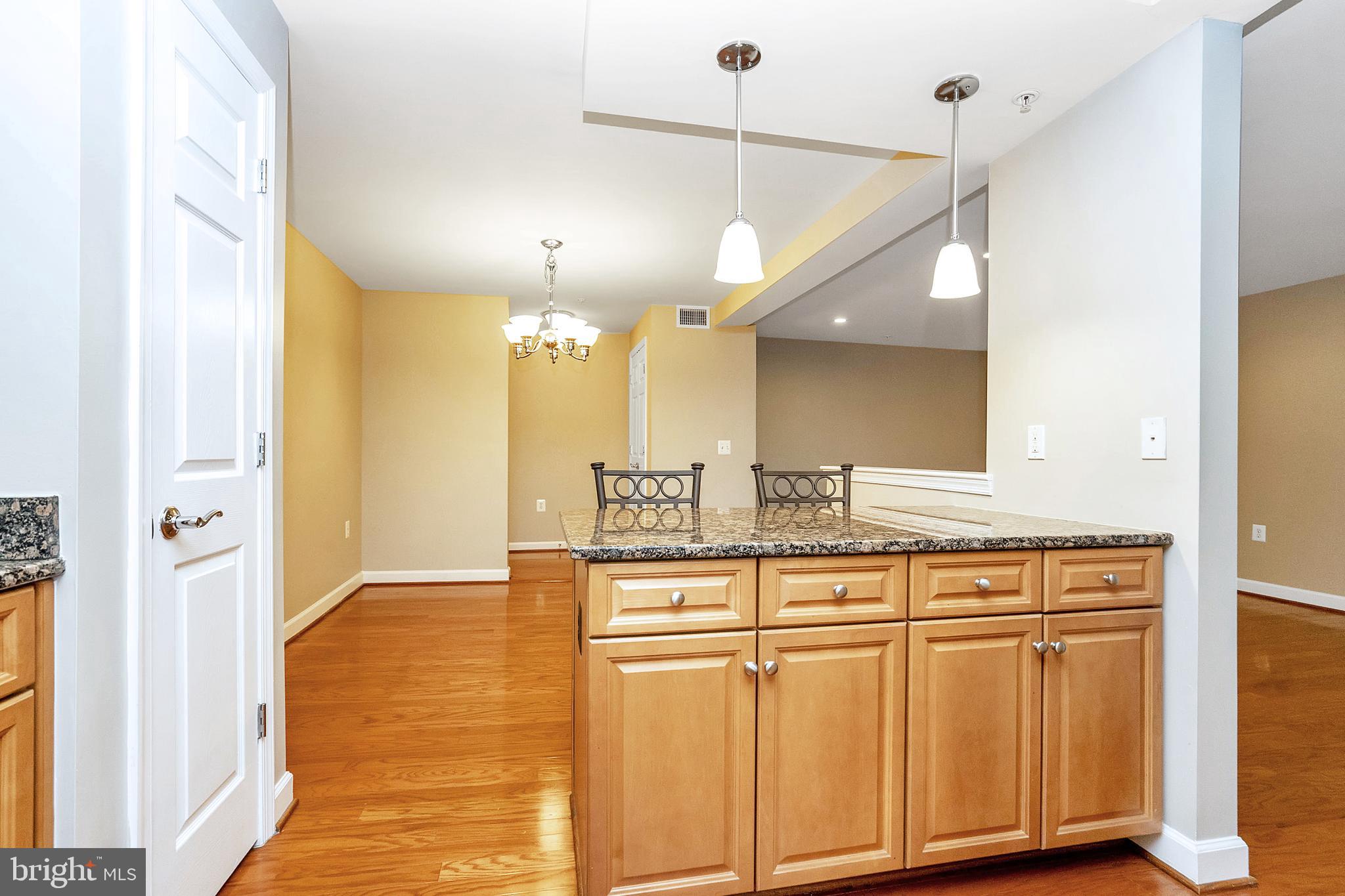 4079 S FOUR MILE RUN DRIVE 402