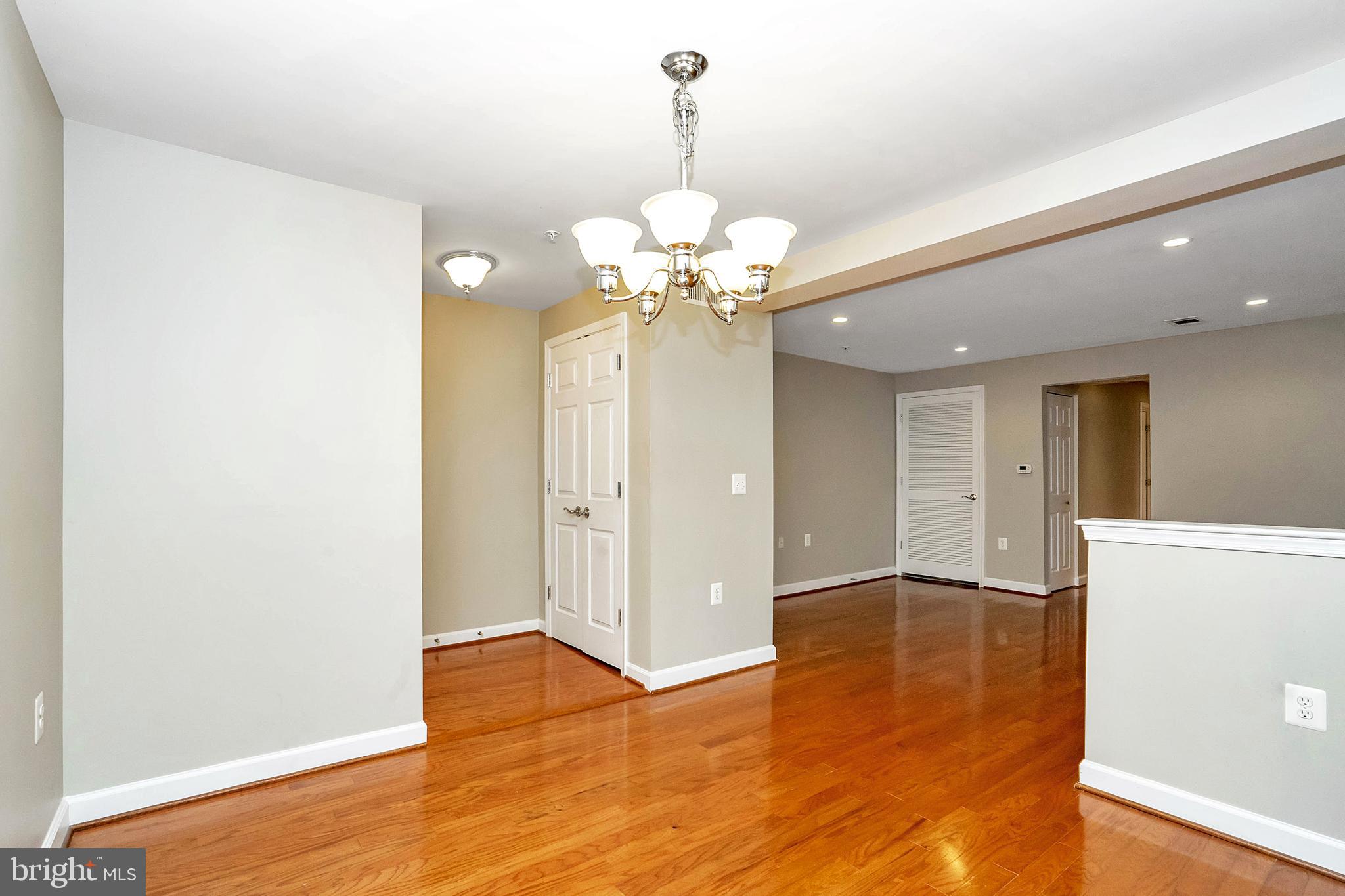 4079 S FOUR MILE RUN DRIVE 402