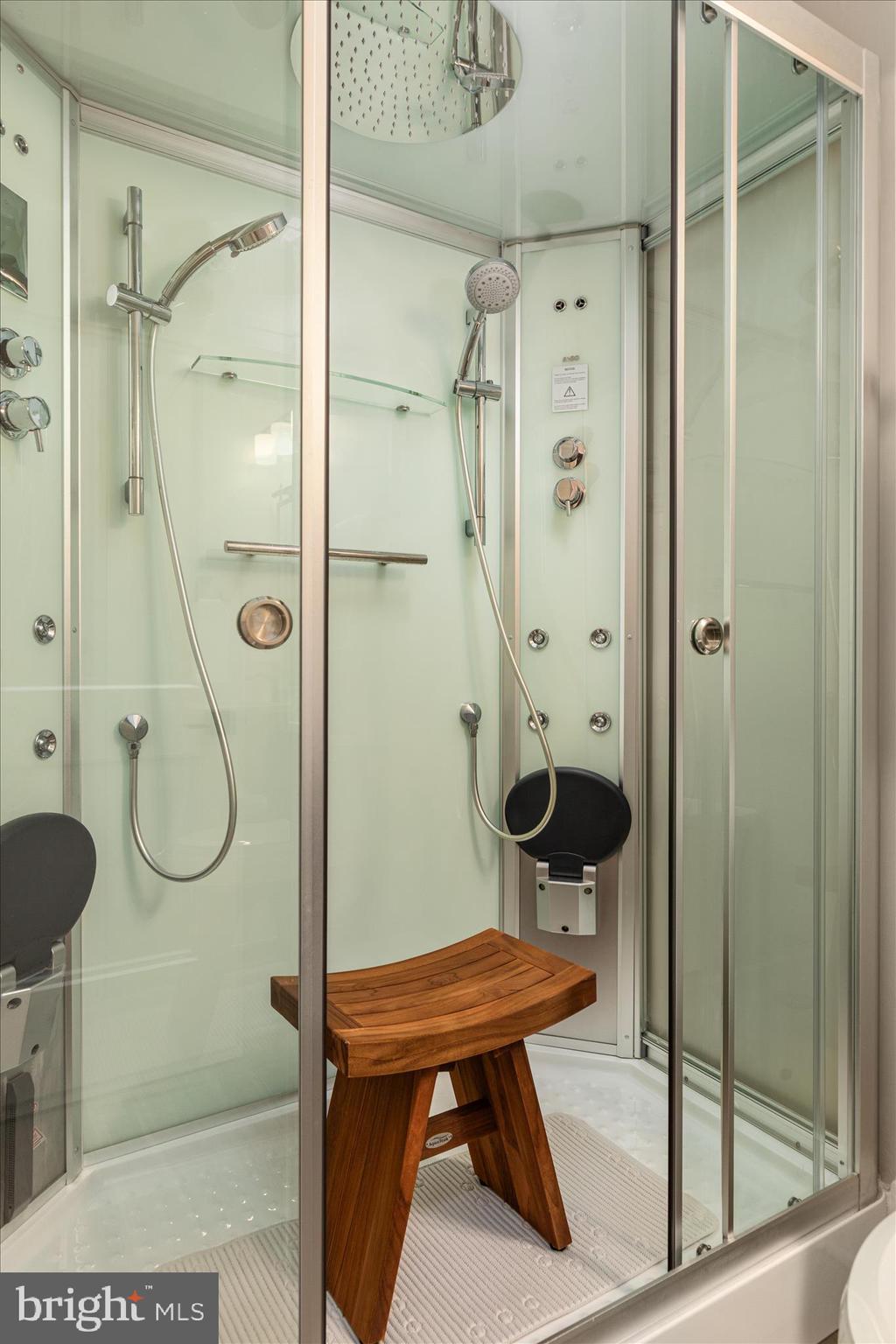 TANAGER - Residential