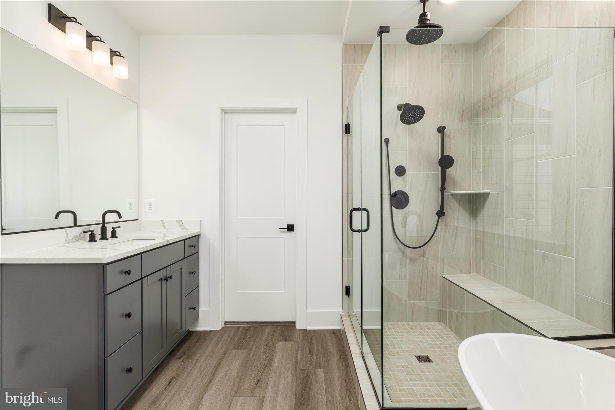 TANAGER - Residential