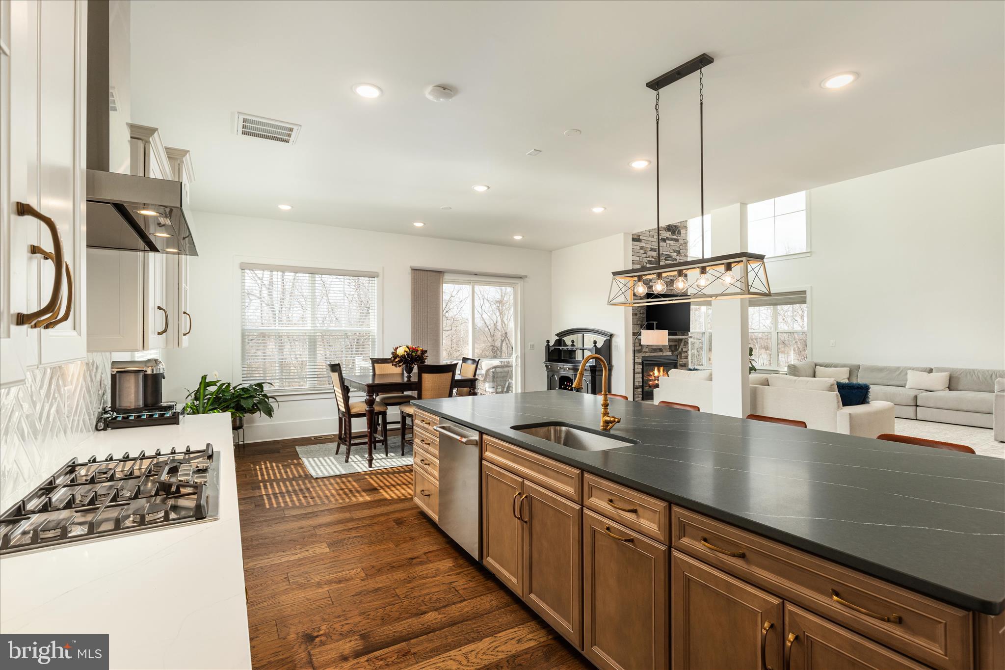 TANAGER - Residential