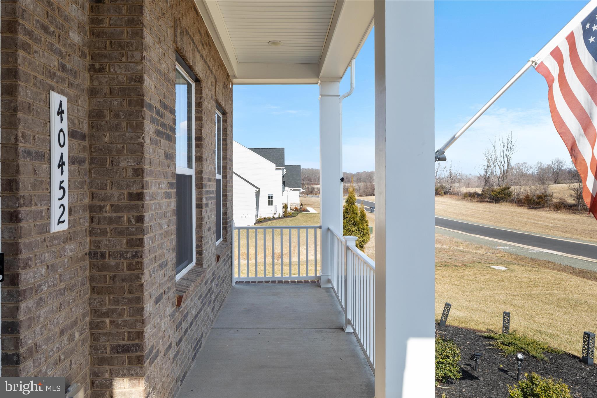 TANAGER - Residential