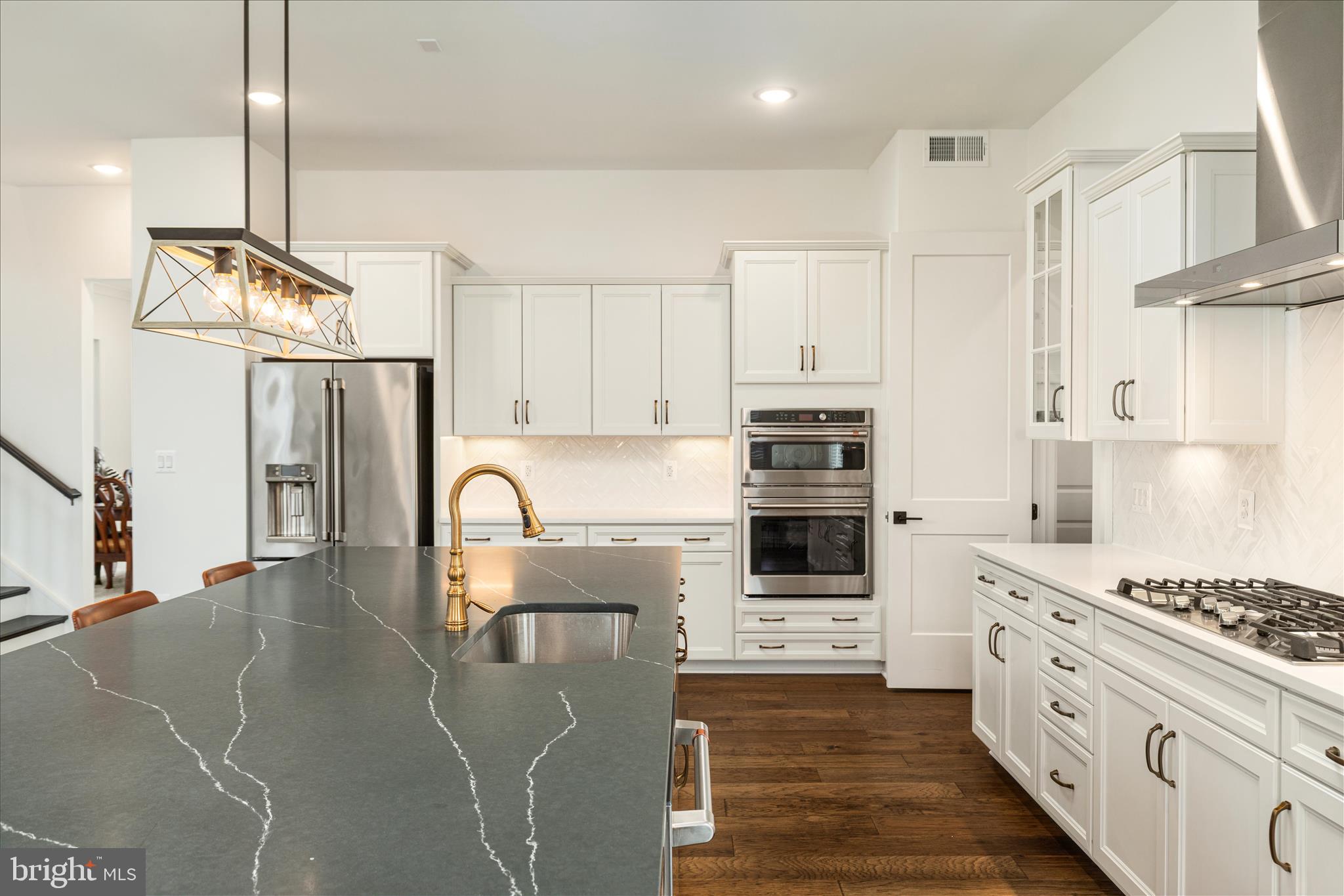 TANAGER - Residential