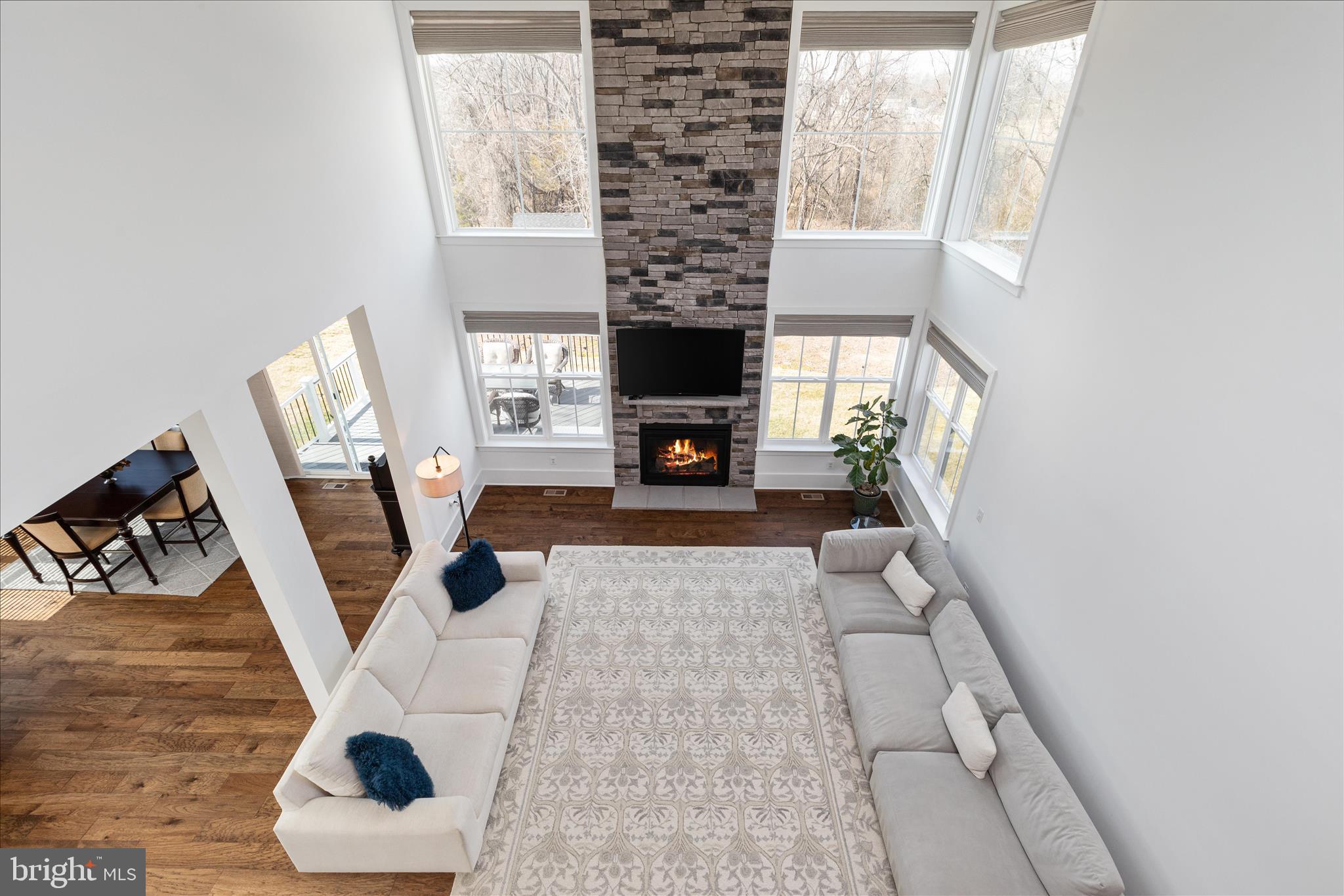 TANAGER - Residential