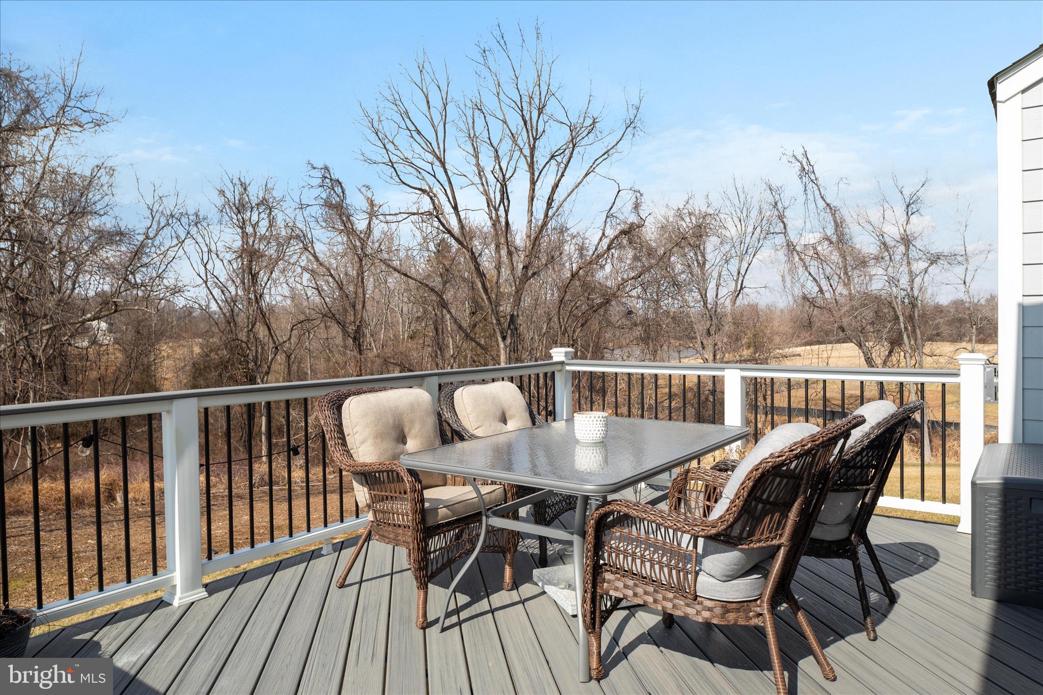 TANAGER - Residential