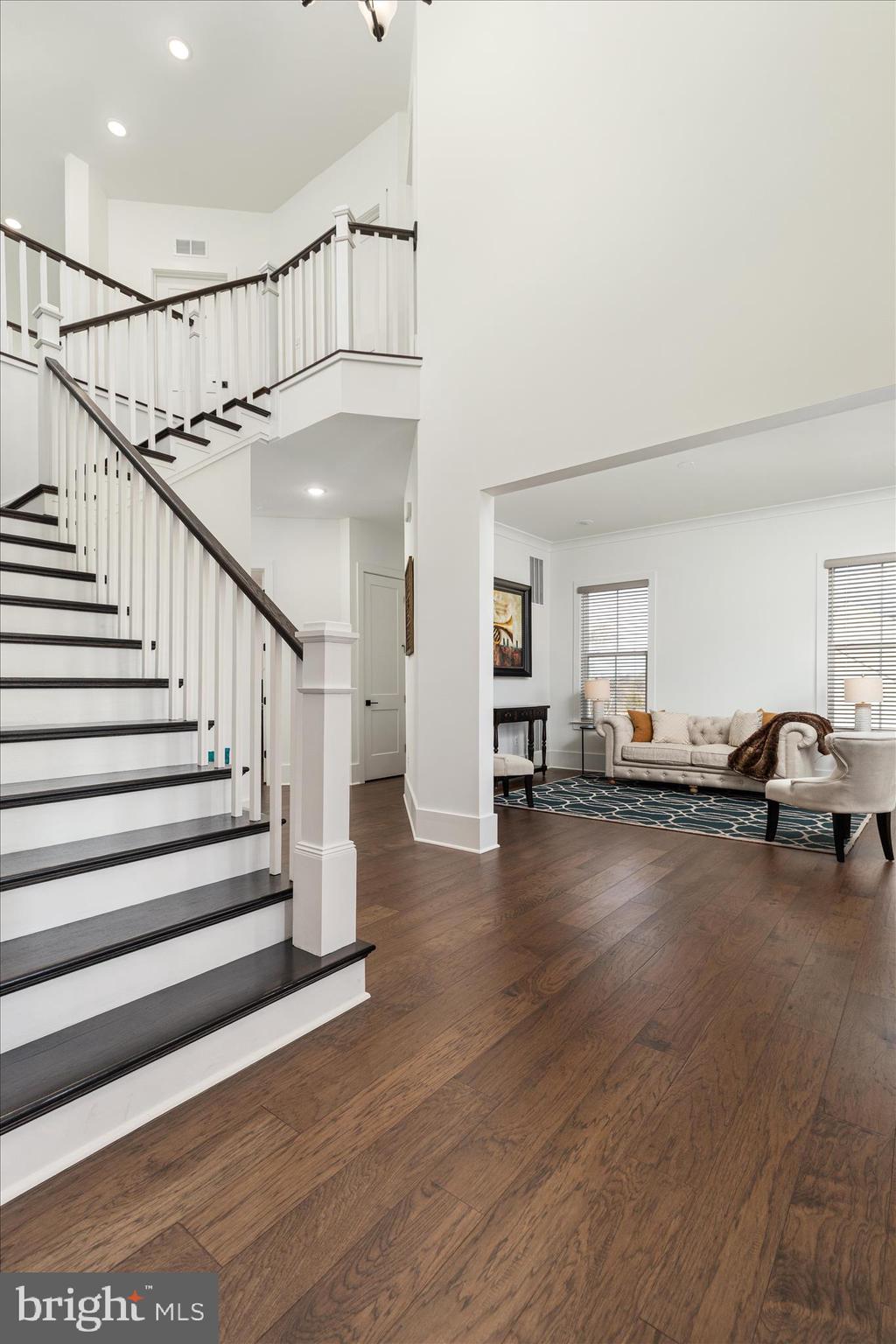 TANAGER - Residential