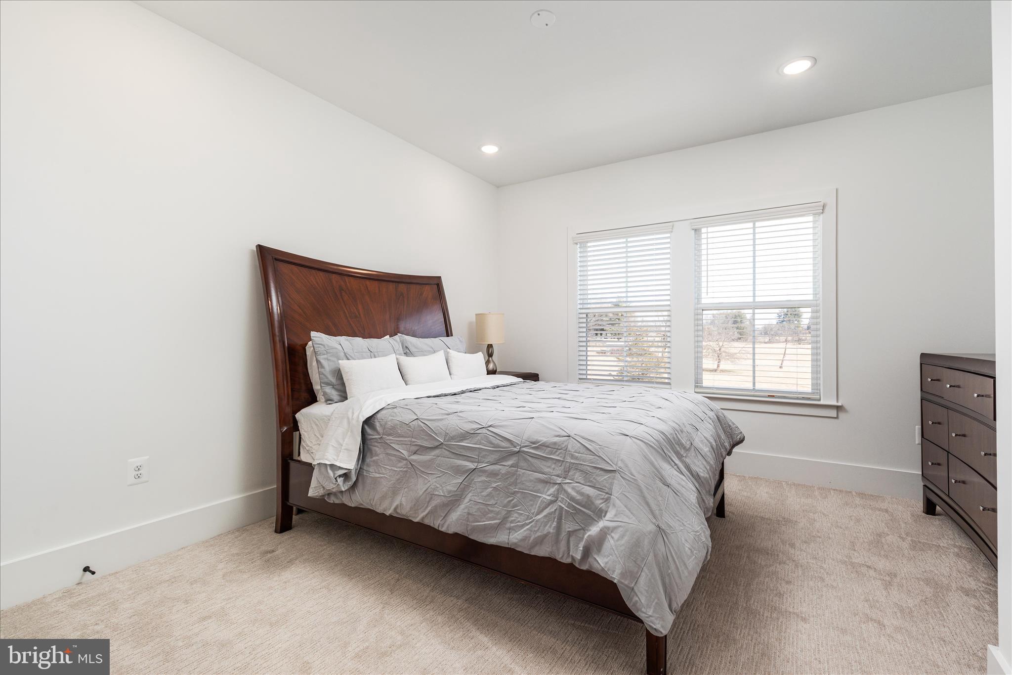 TANAGER - Residential