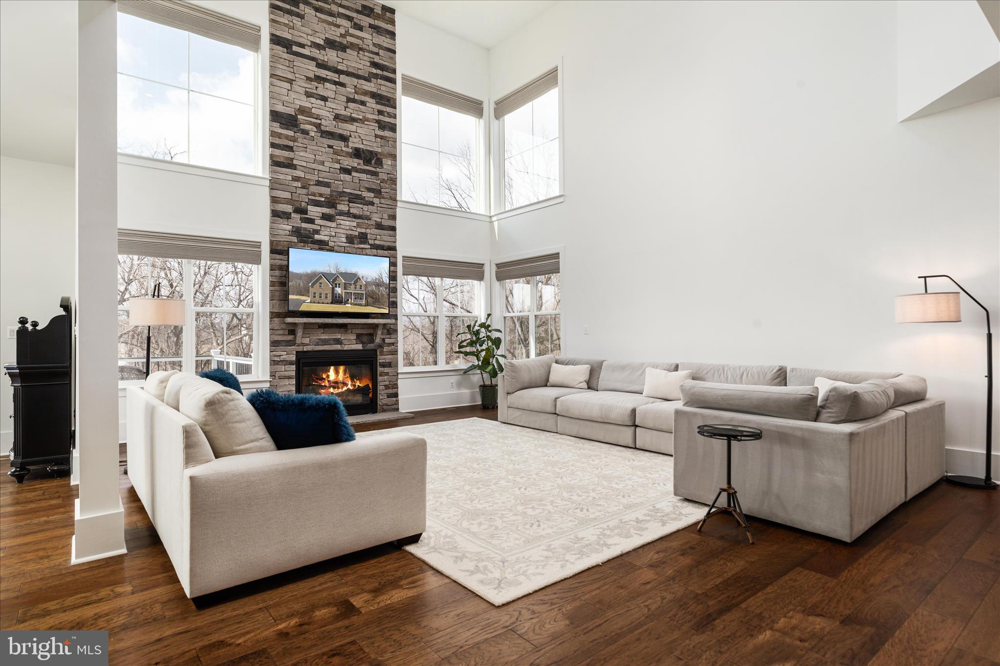 TANAGER - Residential