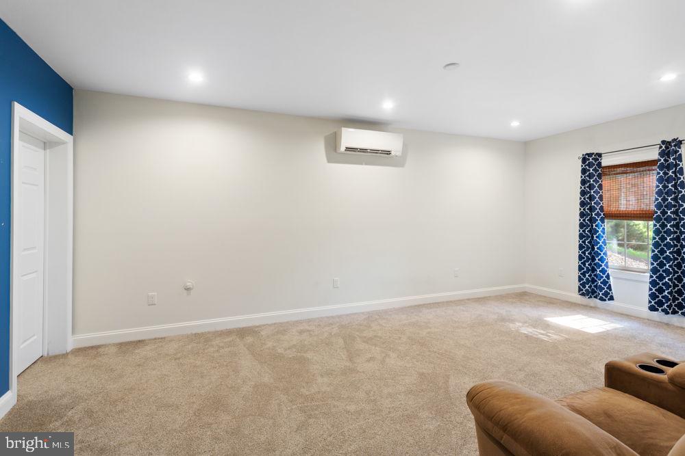 MOUNTAINEER HEIGHTS - Residential