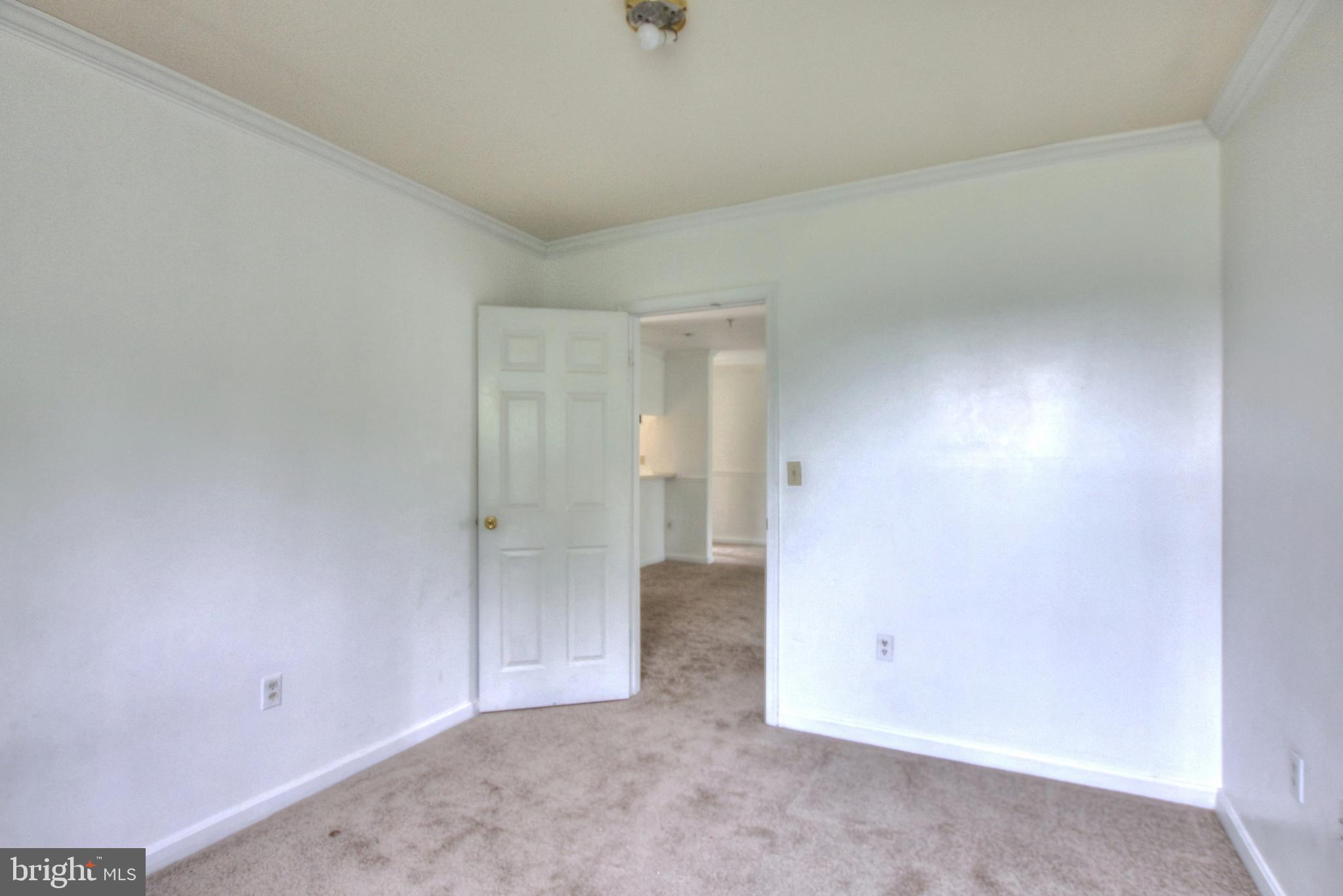 THE VILLAS OF HOLLY SPRI - Residential