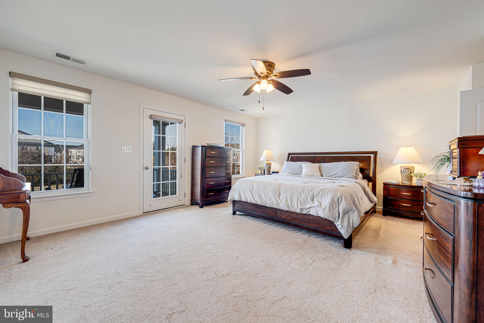 SOUTH RIDING - Residential