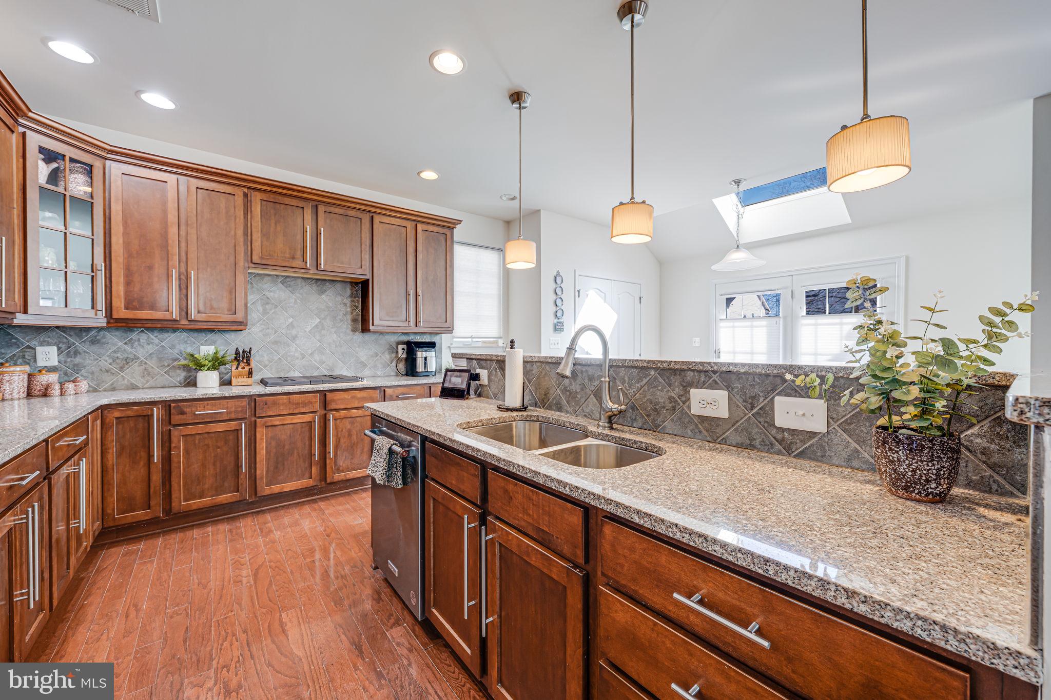 SOUTH RIDING - Residential