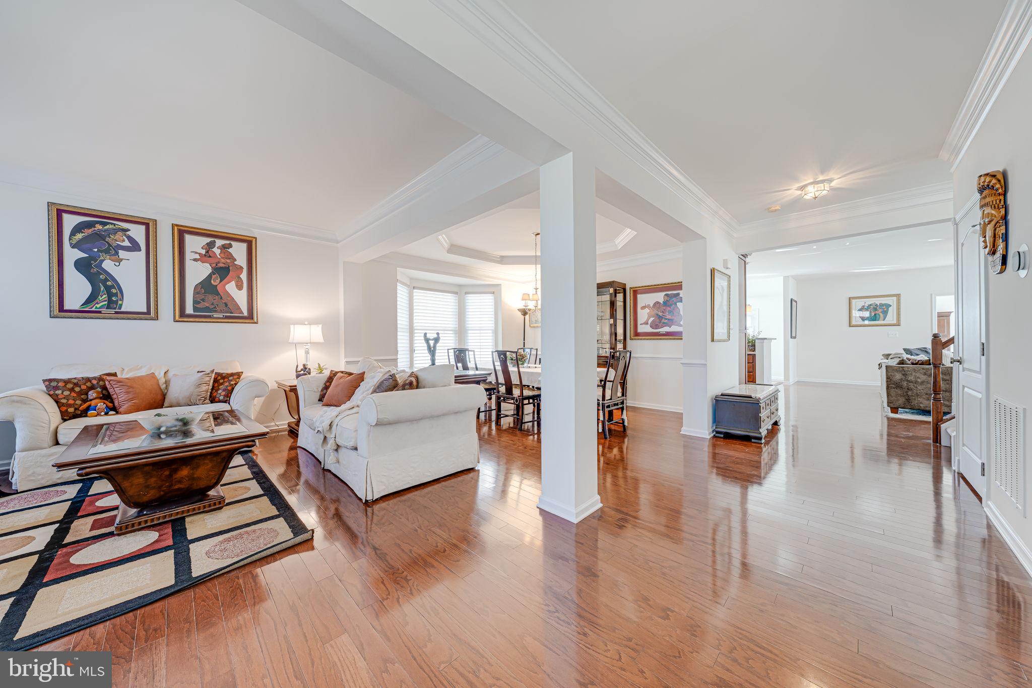 SOUTH RIDING - Residential