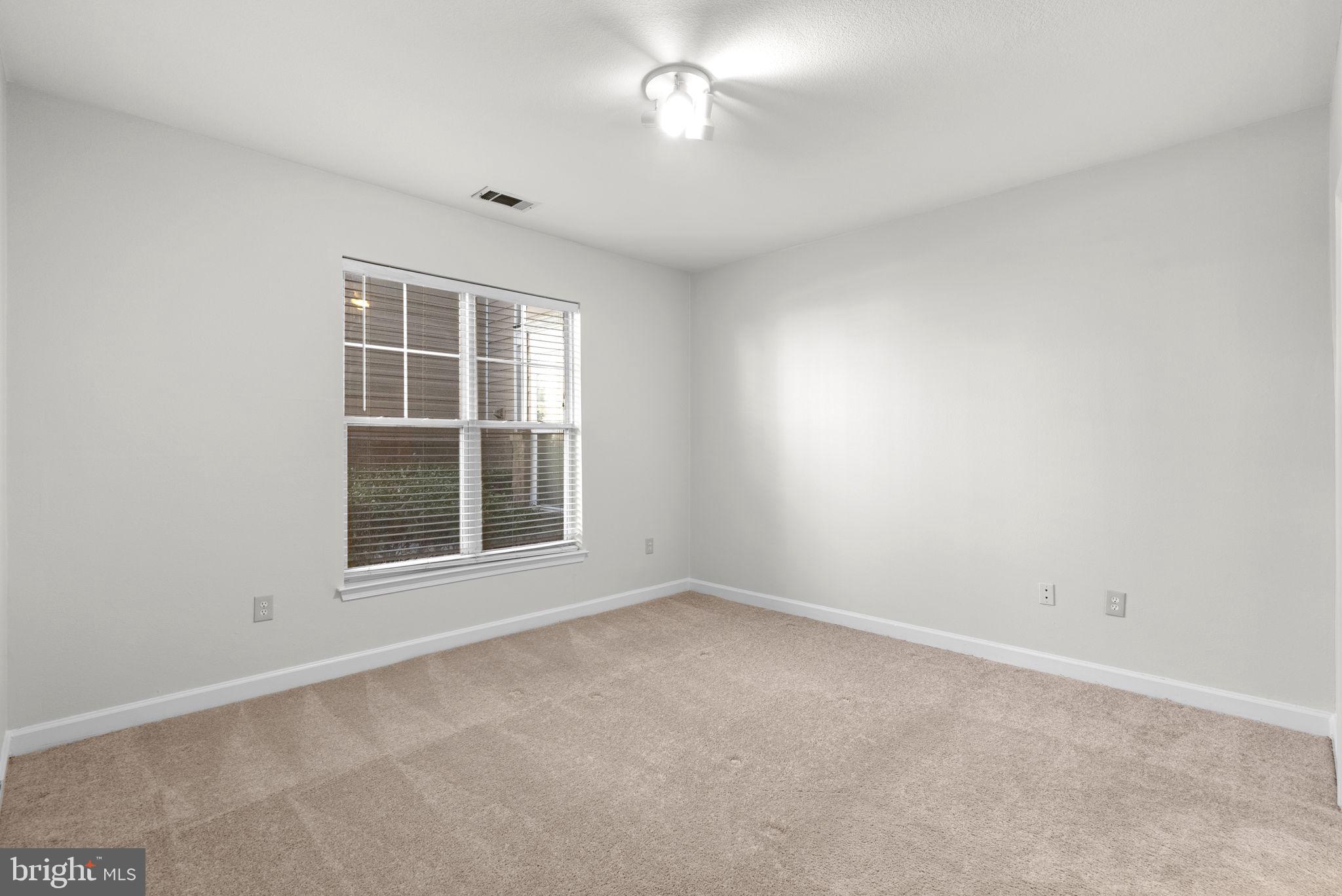 FITZ AT ROCKVILLE TOWN C - Residential