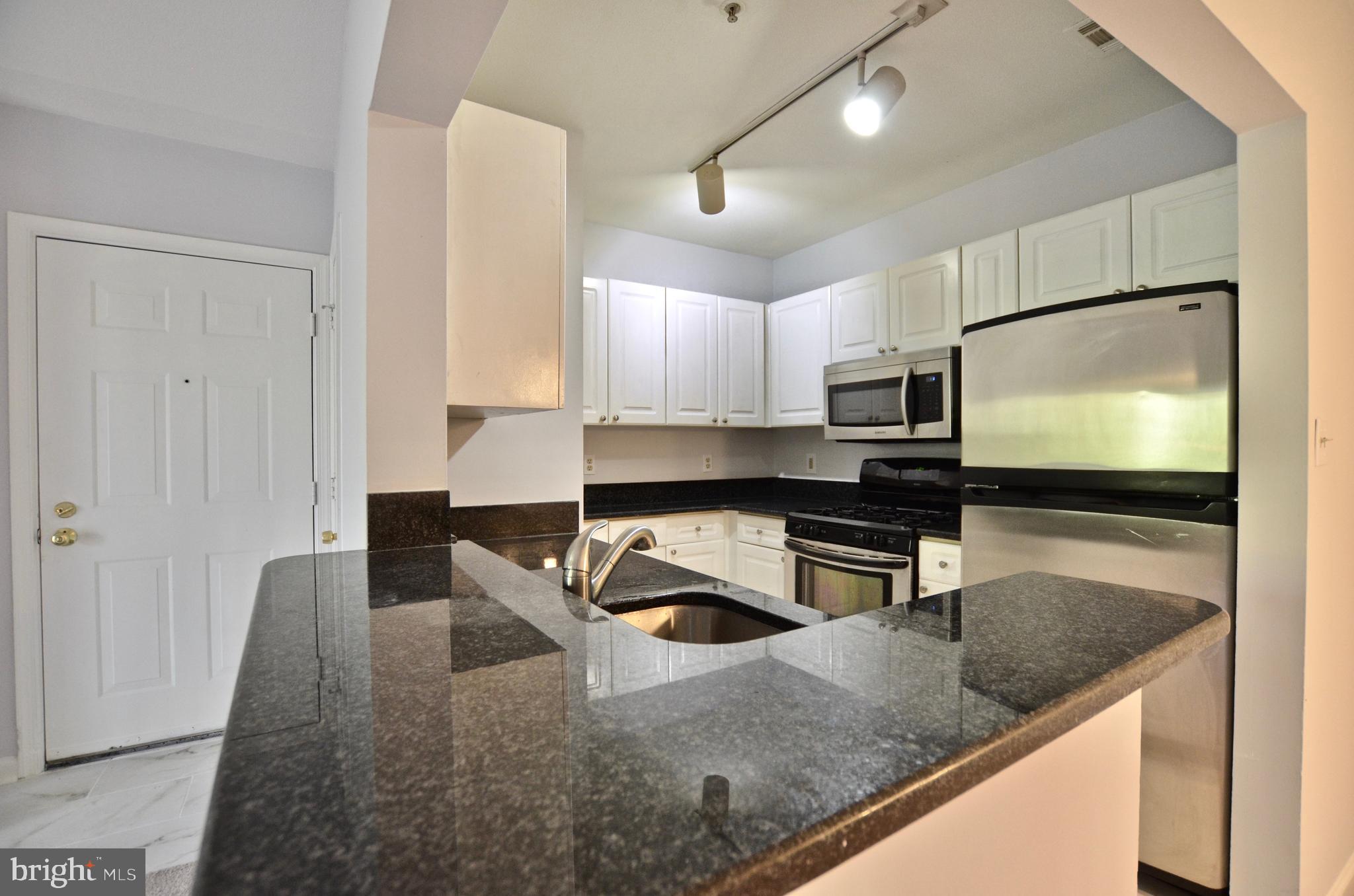 SOUTH GLEN - Residential