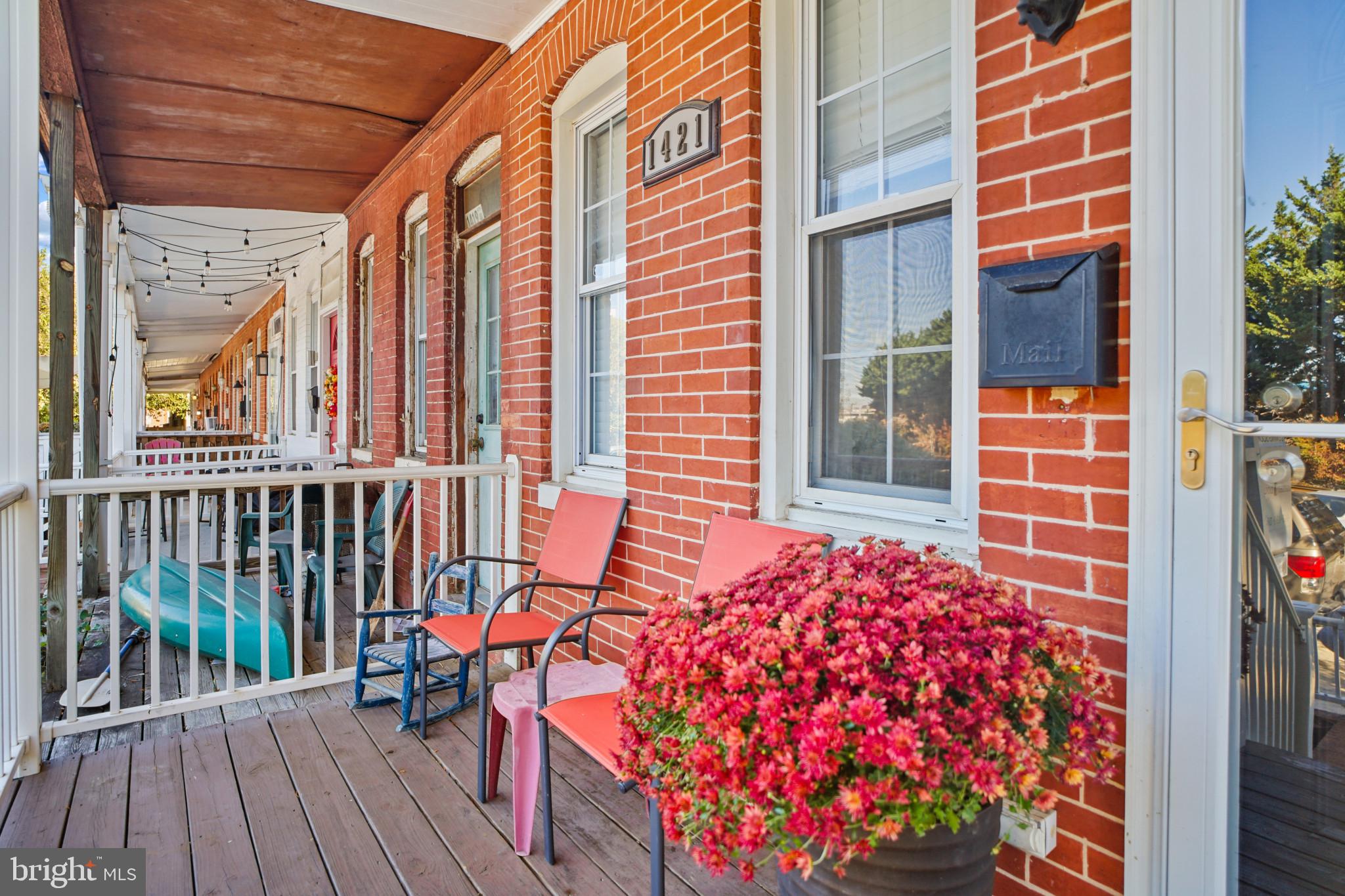 RIVERSIDE - Residential