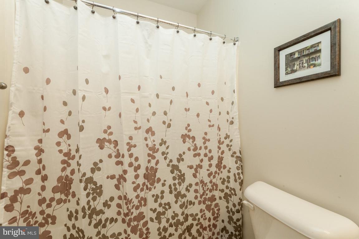 BROAD CREEK - Residential