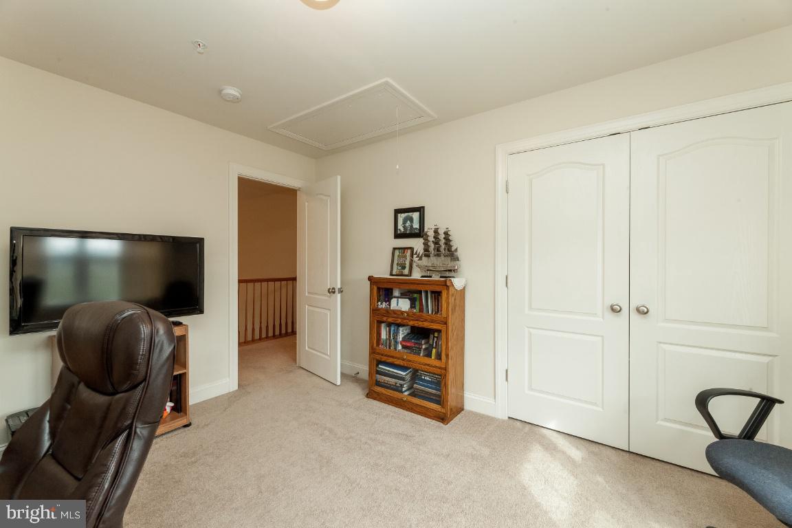 BROAD CREEK - Residential