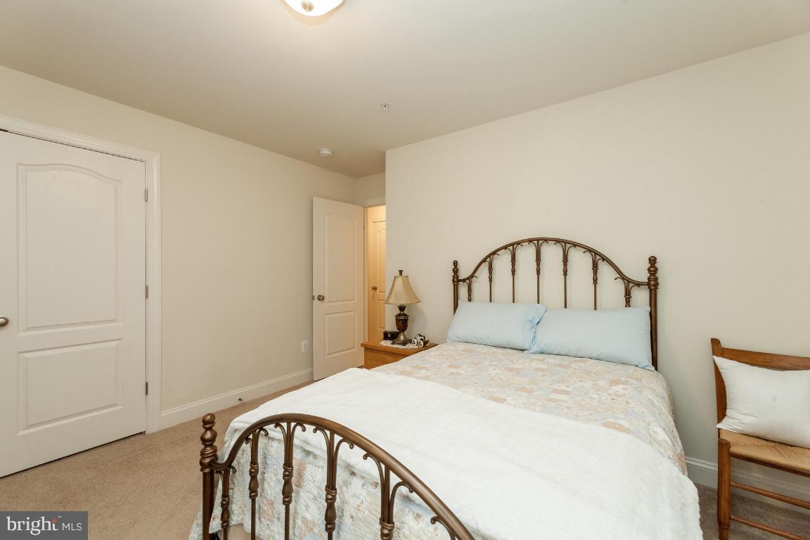 BROAD CREEK - Residential