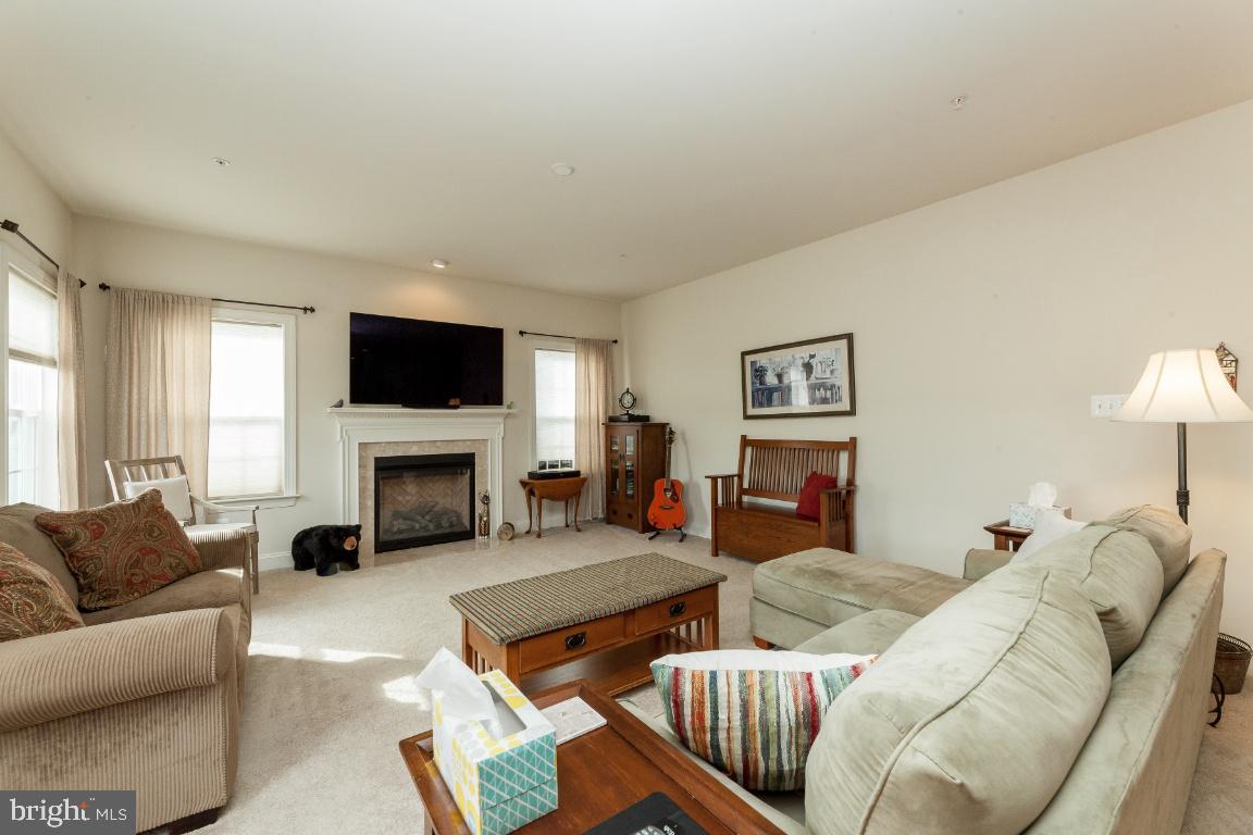 BROAD CREEK - Residential