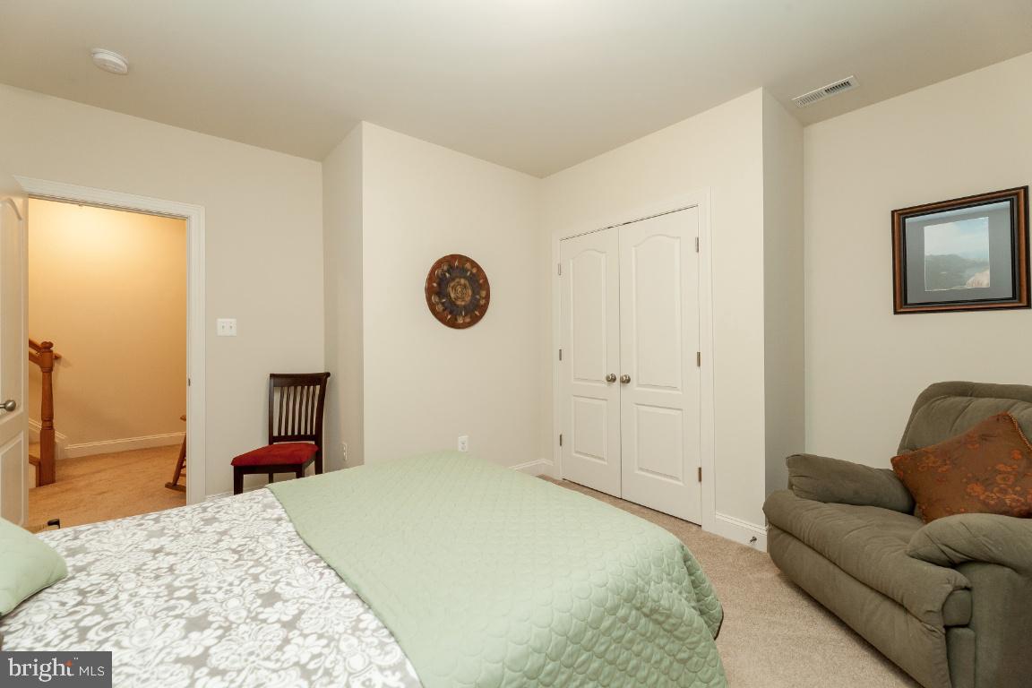 BROAD CREEK - Residential