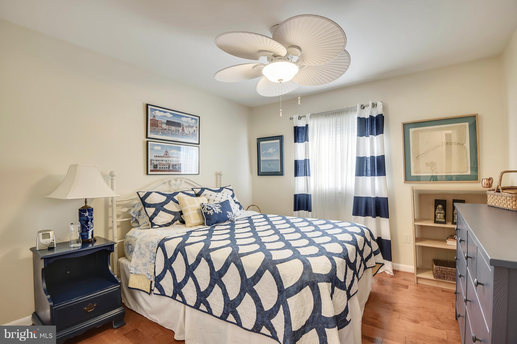 GEORGETOWN GROVE - Residential