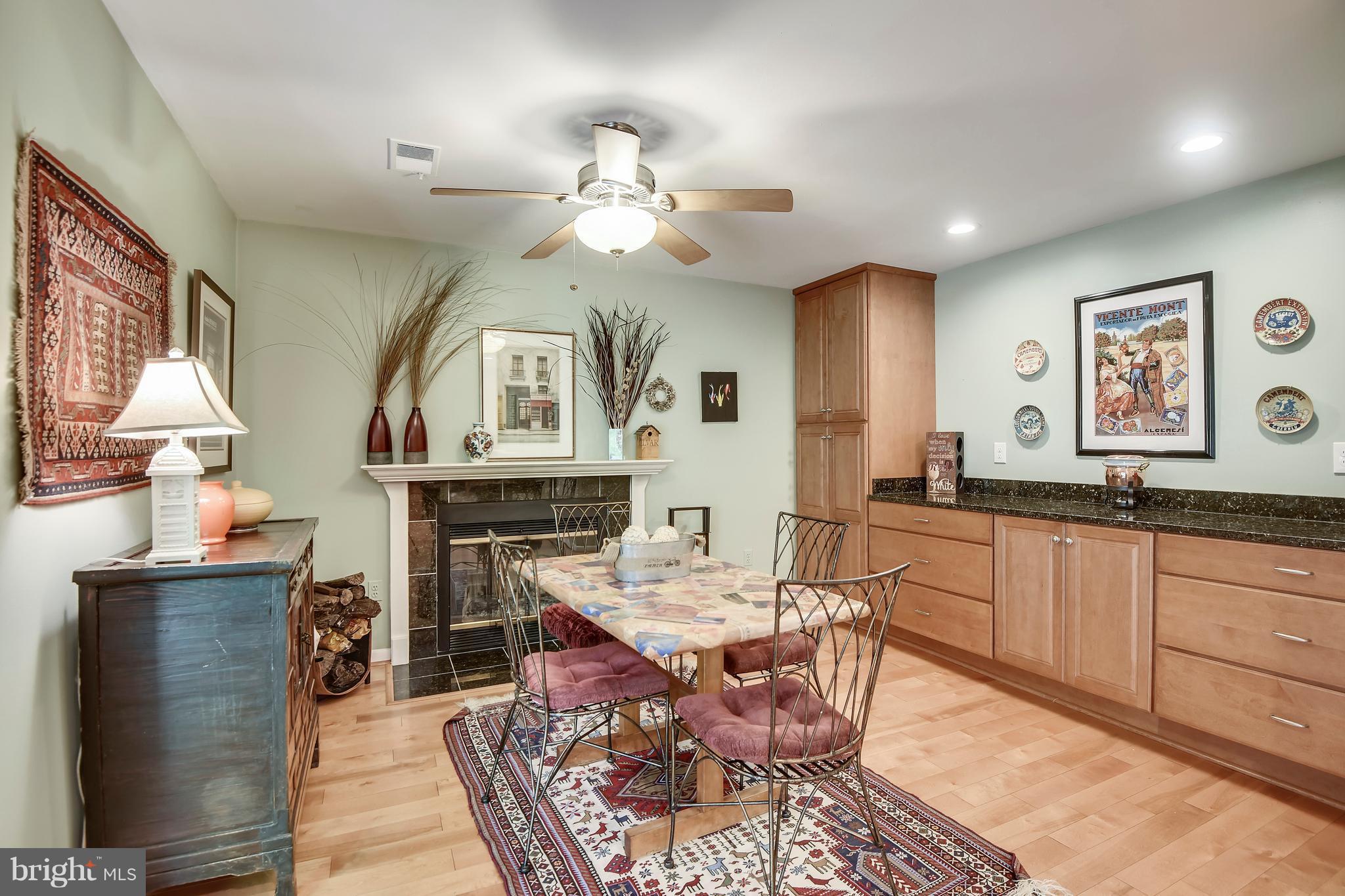 GEORGETOWN GROVE - Residential