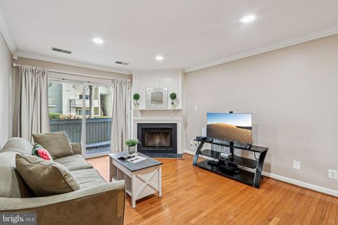 18202 CHALET DRIVE APT 1 GERMANTOWN MD 20874