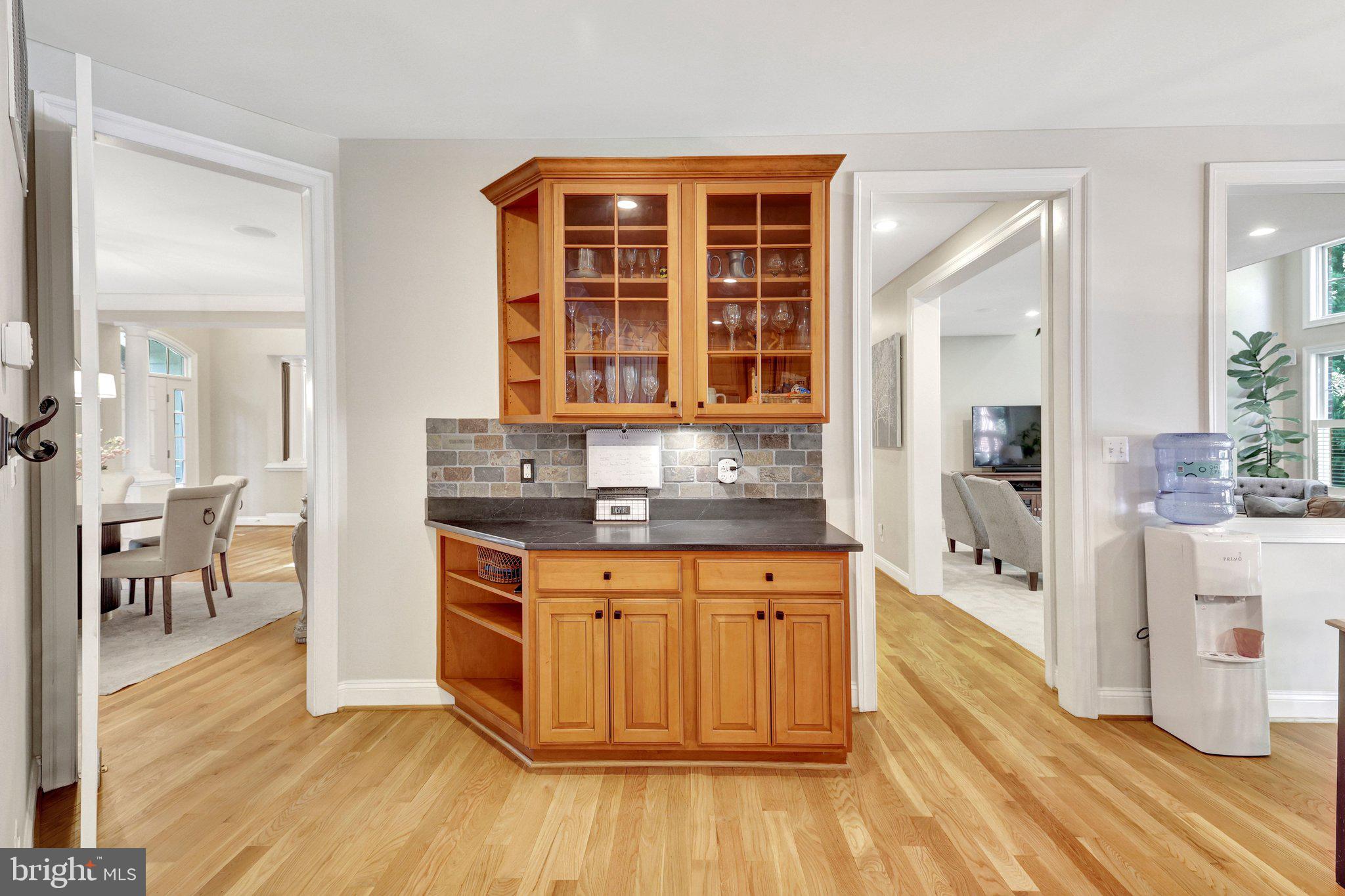 OAKTON - Residential